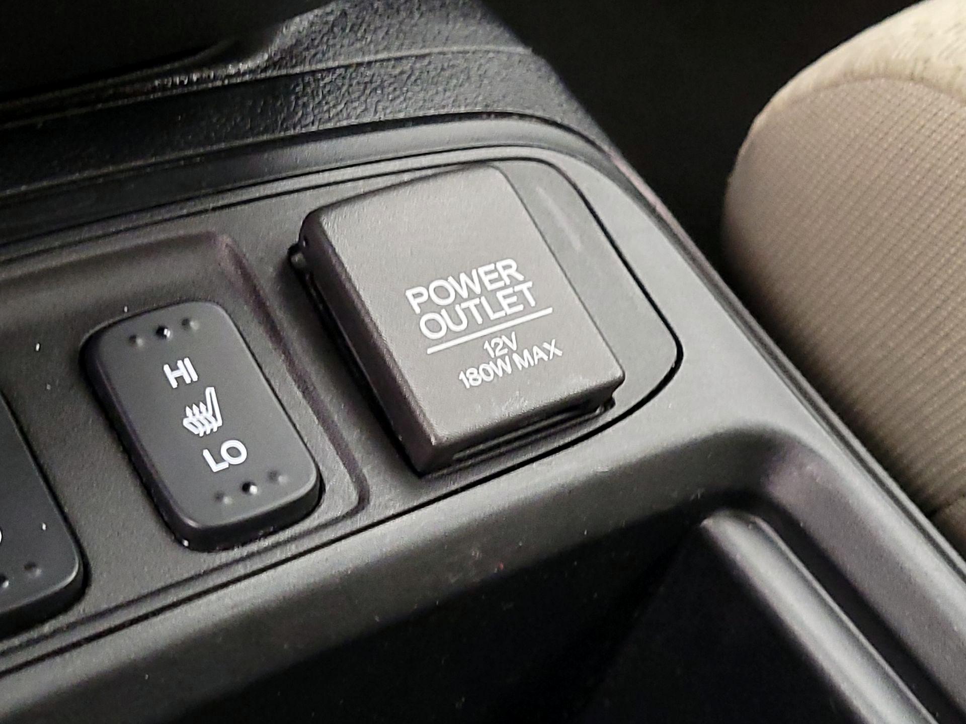 Thumbnail: 2016 Honda CR-V - 18