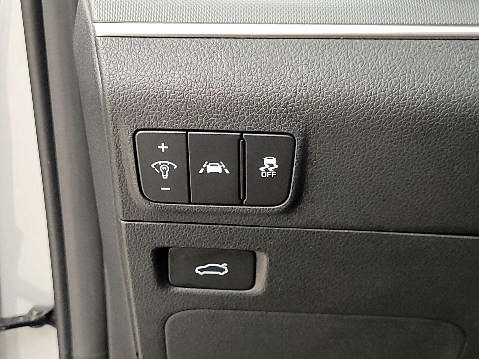 Thumbnail: 2024 Kia K5 - 13