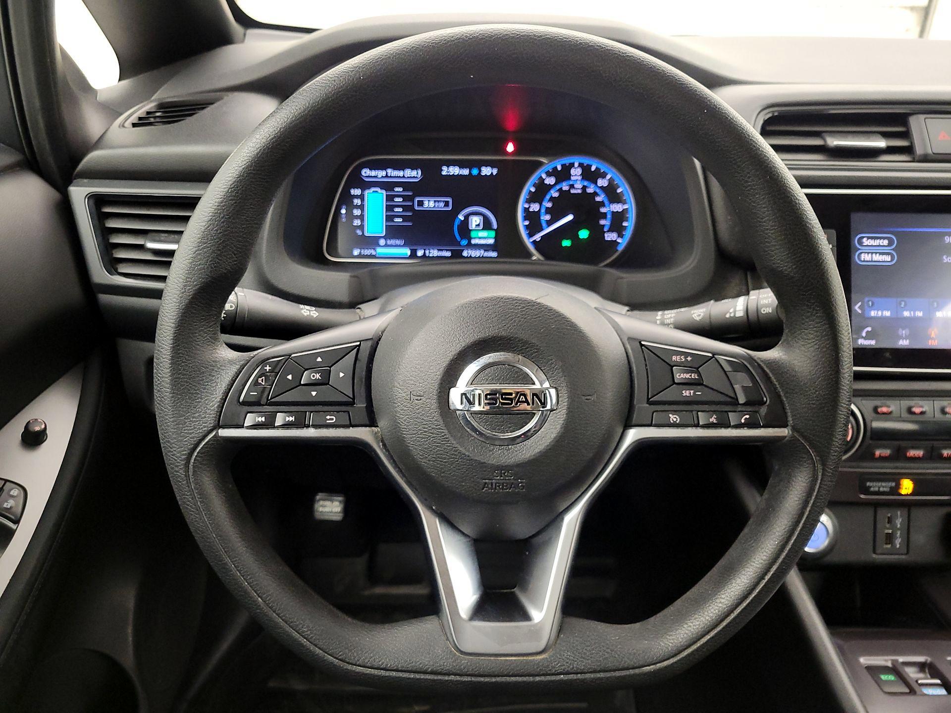 Thumbnail: 2021 Nissan Leaf - 10