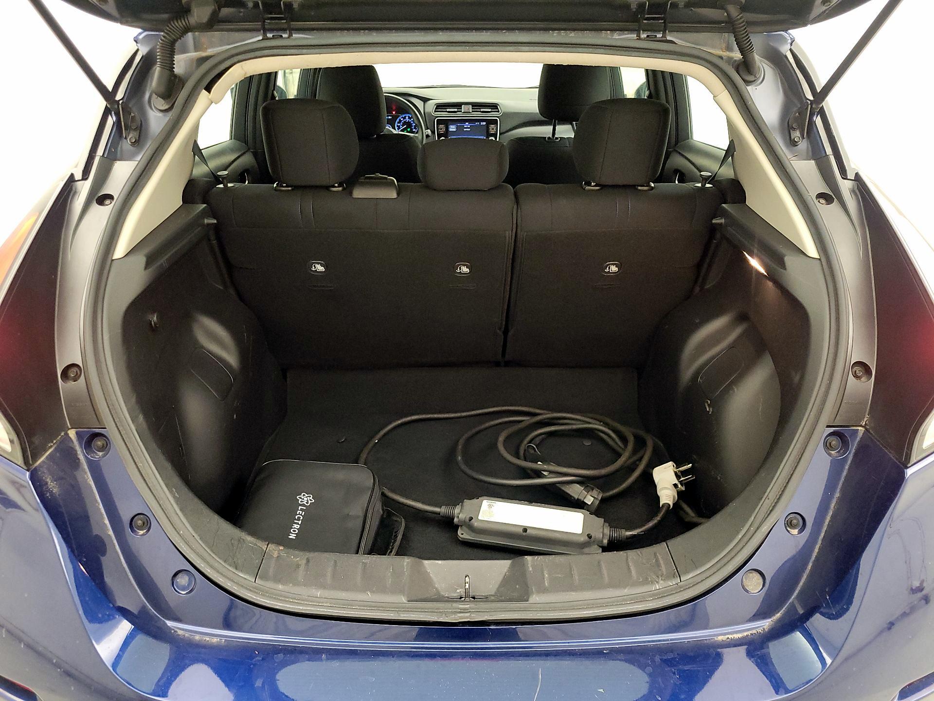 Thumbnail: 2021 Nissan Leaf - 20