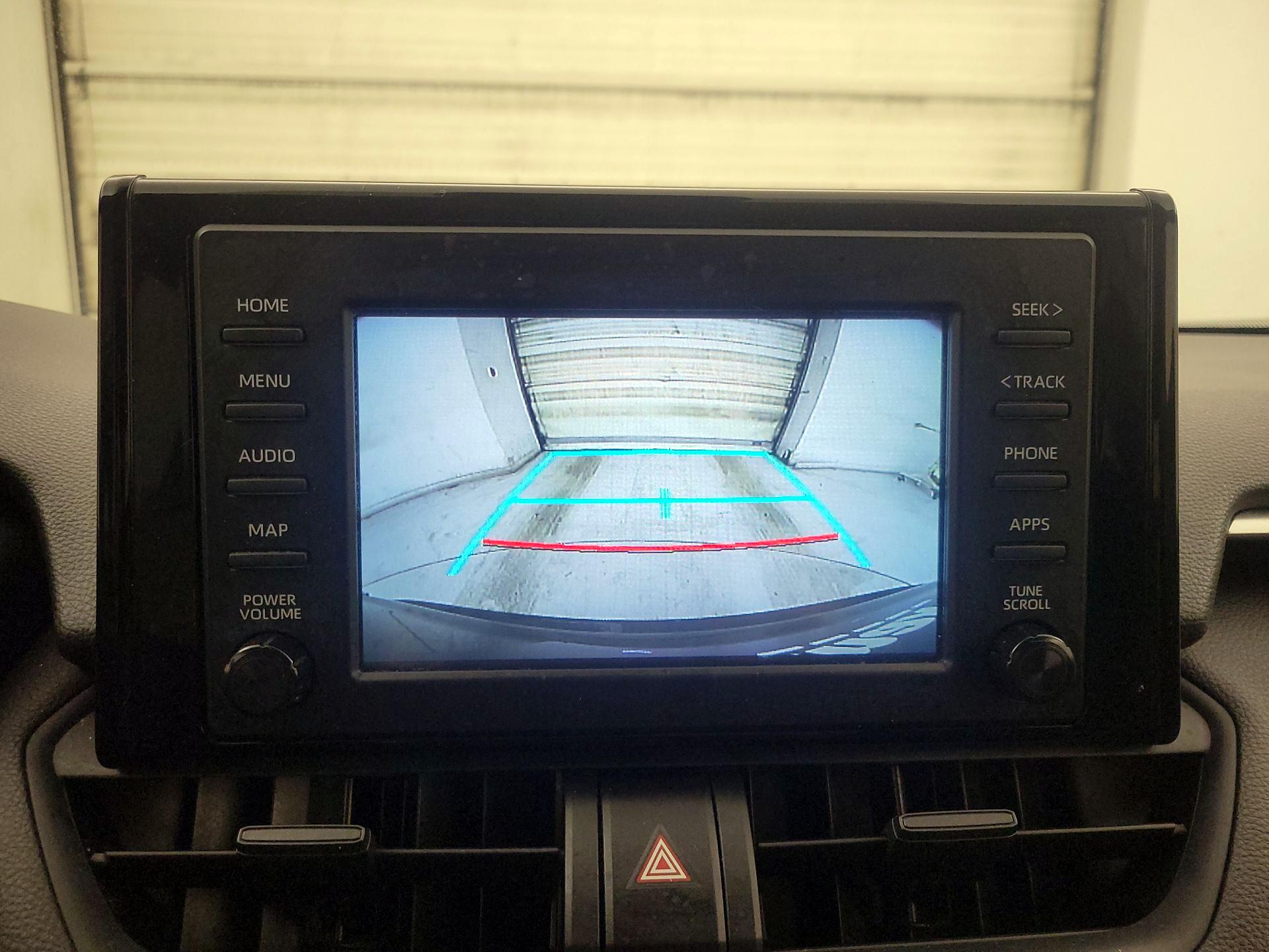 Thumbnail: 2019 Toyota RAV4 - 14