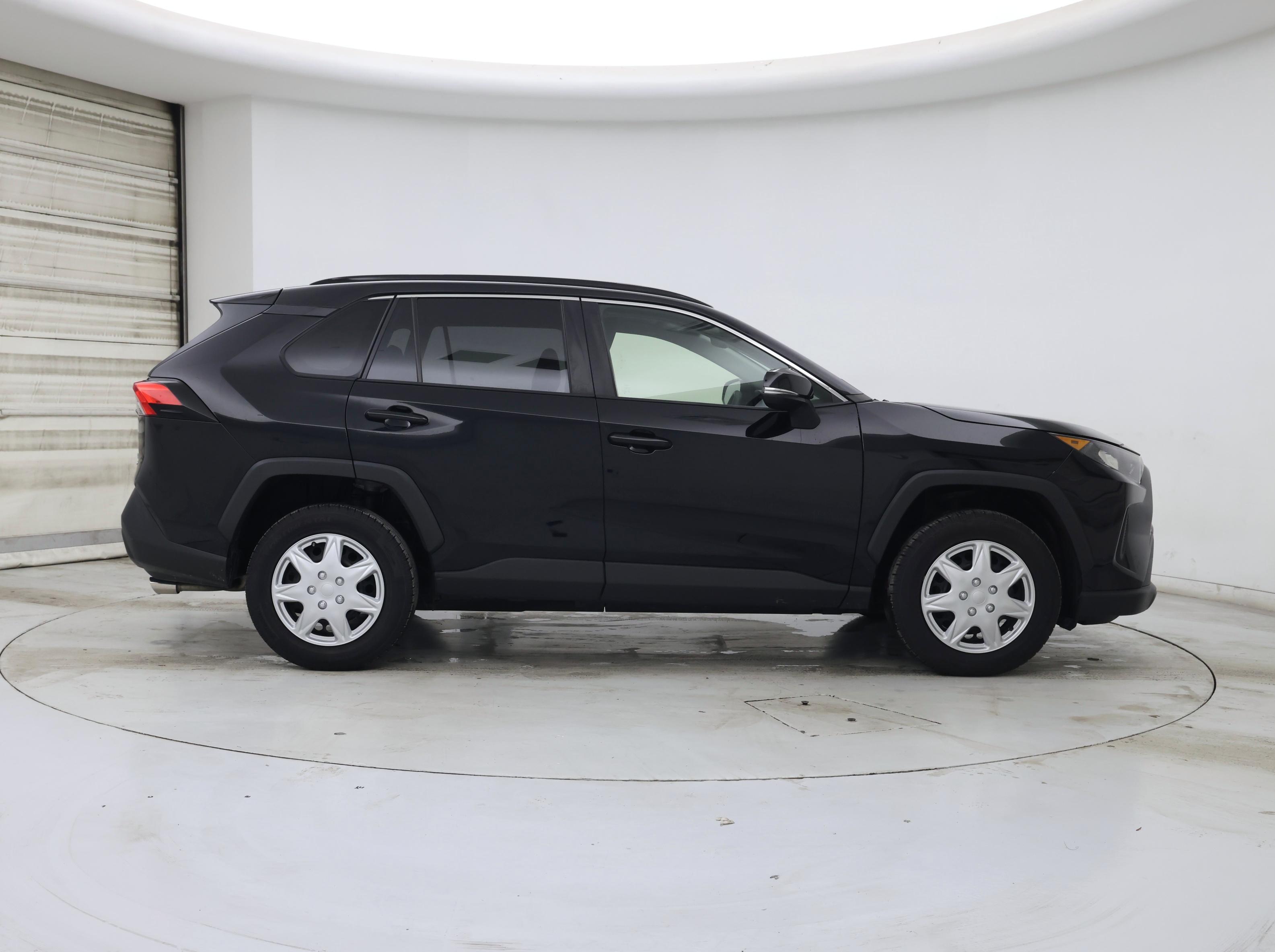 Thumbnail: 2019 Toyota RAV4 - 7