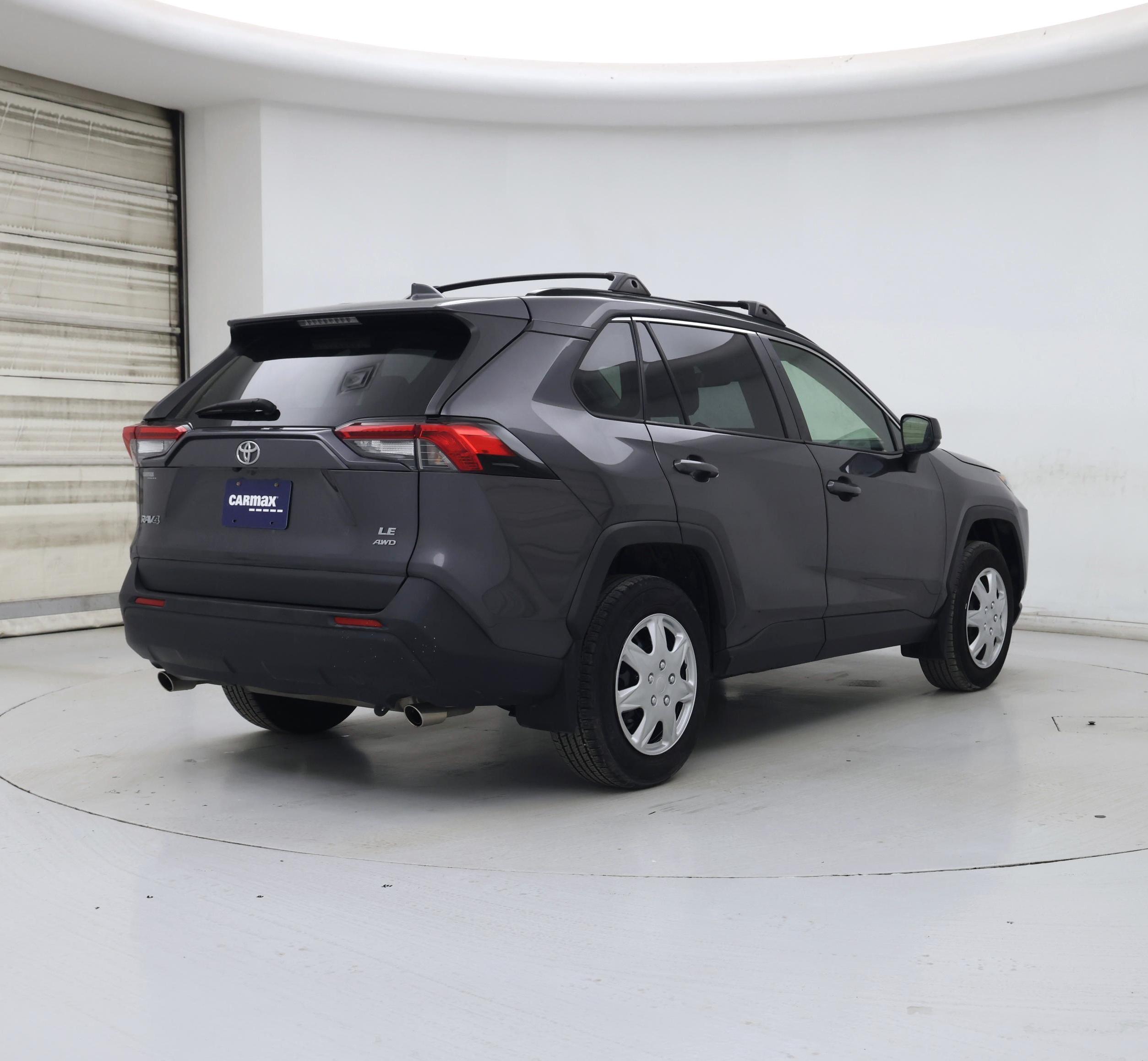 Thumbnail: 2019 Toyota RAV4 - 8