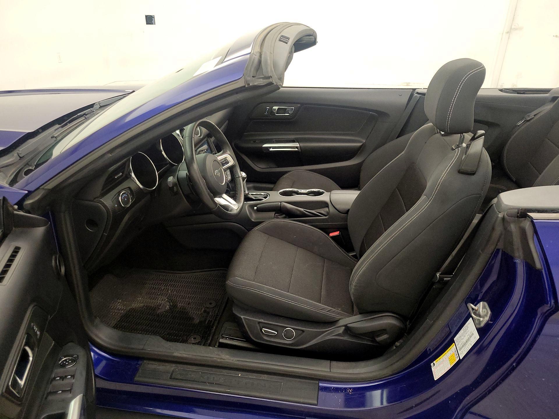 Thumbnail: 2015 Ford Mustang - 11