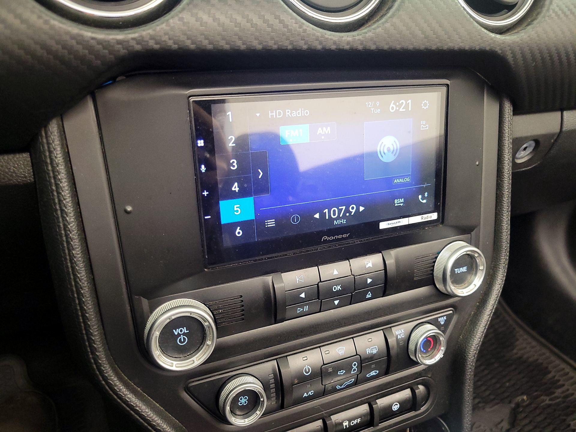 Thumbnail: 2015 Ford Mustang - 15