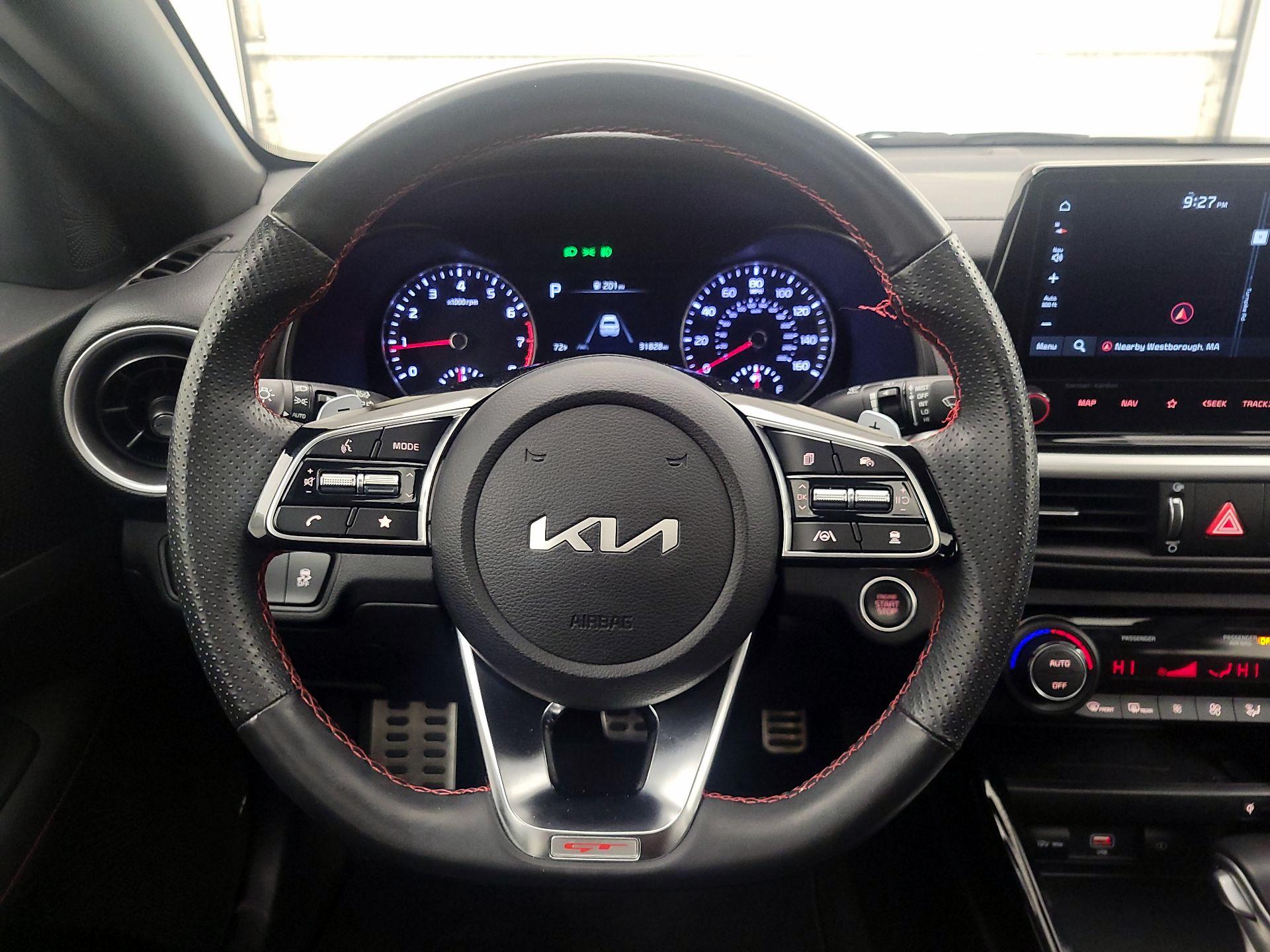 Thumbnail: 2023 Kia Forte - 10