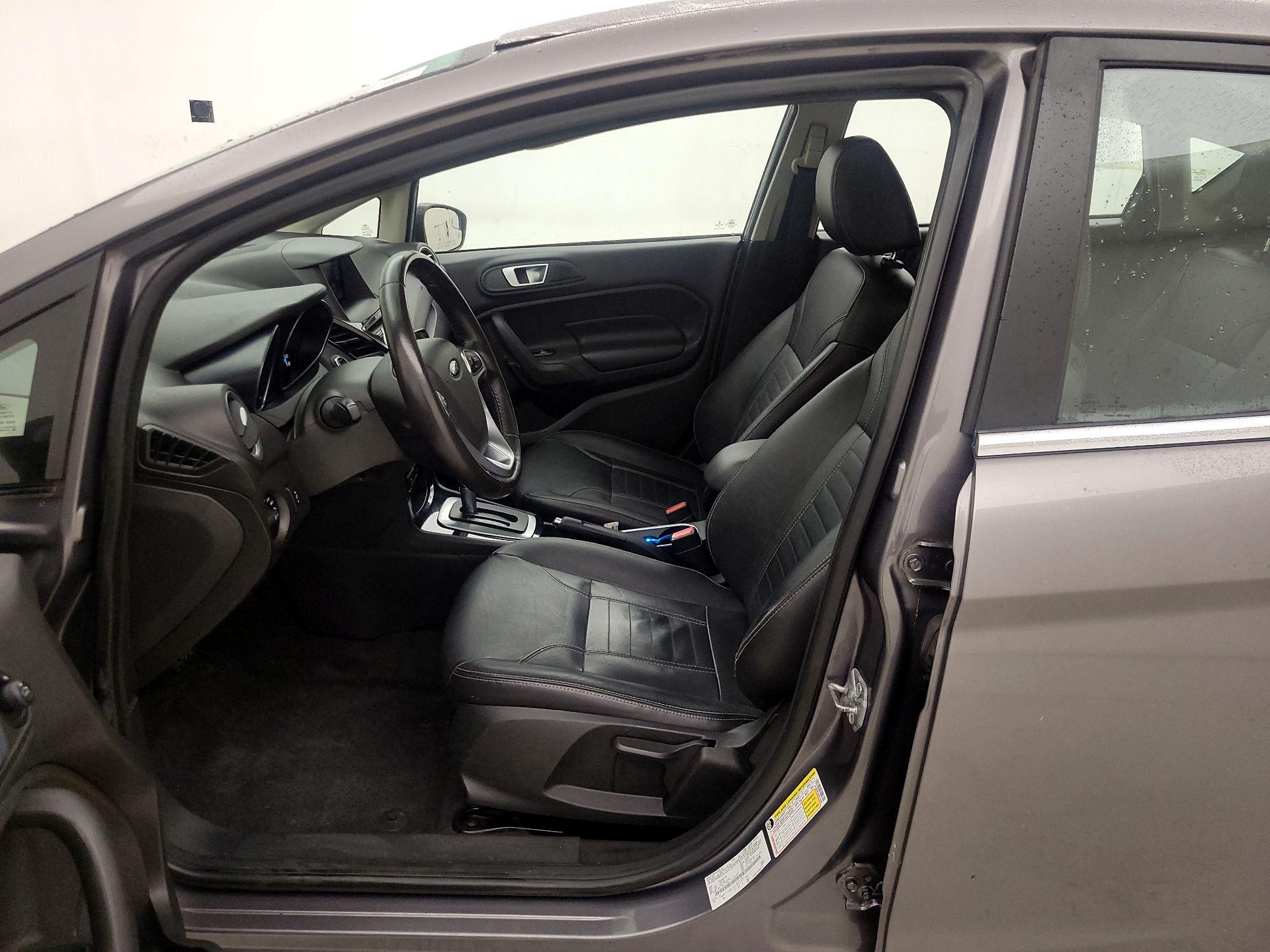 Thumbnail: 2014 Ford Fiesta - 11