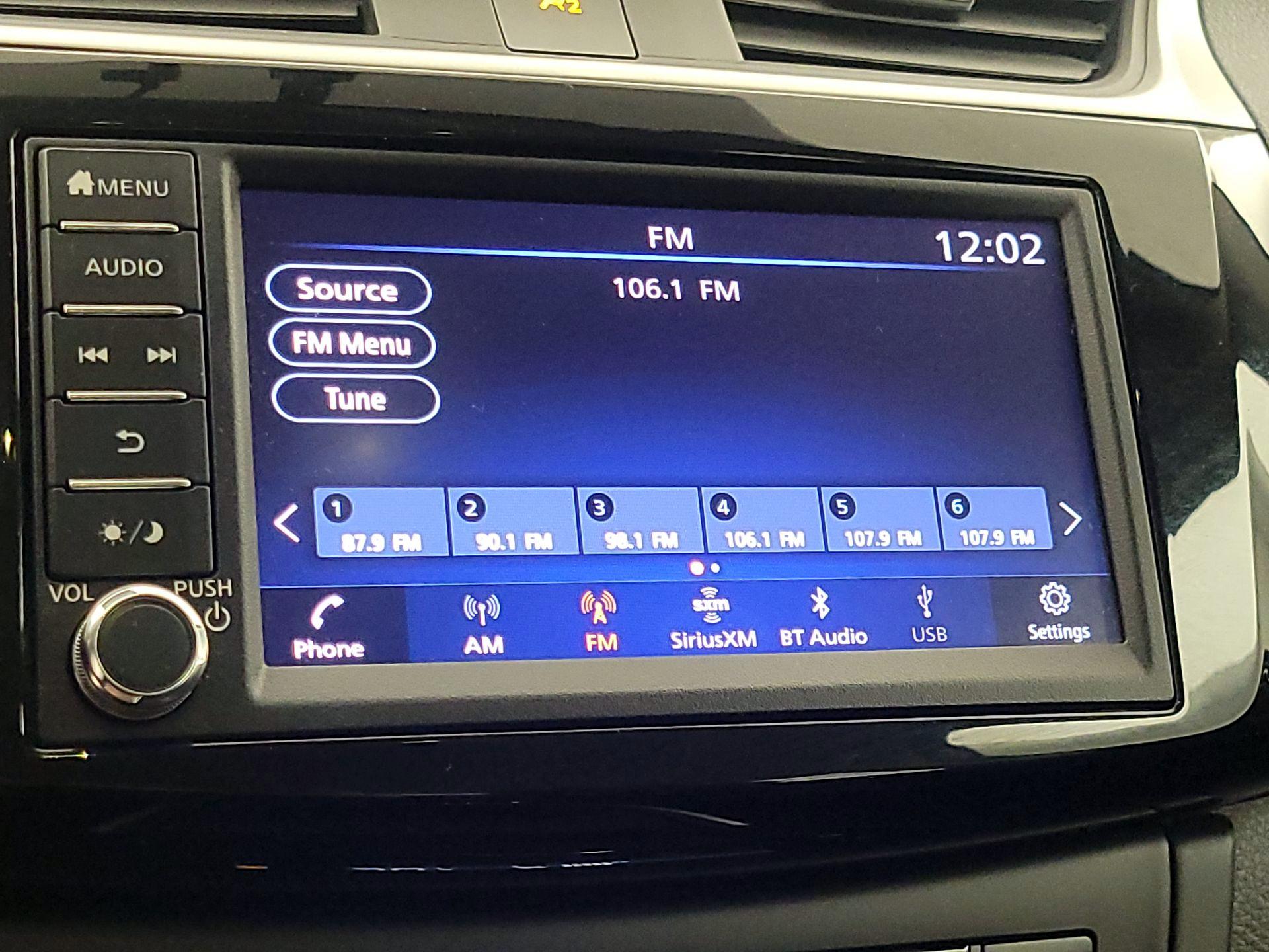 Thumbnail: 2019 Nissan Sentra - 15