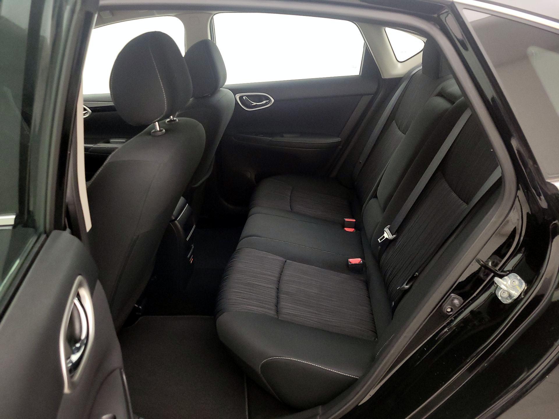 Thumbnail: 2019 Nissan Sentra - 20