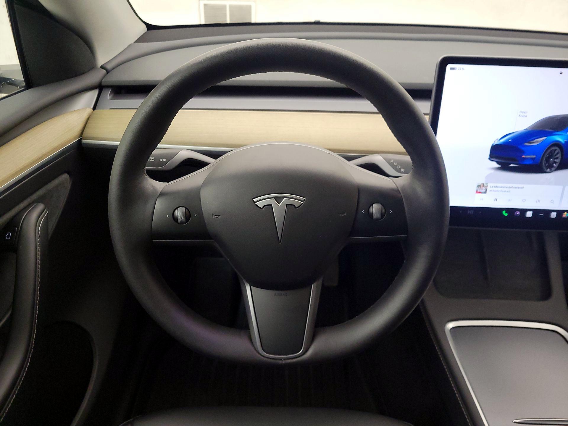 Thumbnail: 2023 Tesla Model Y - 10