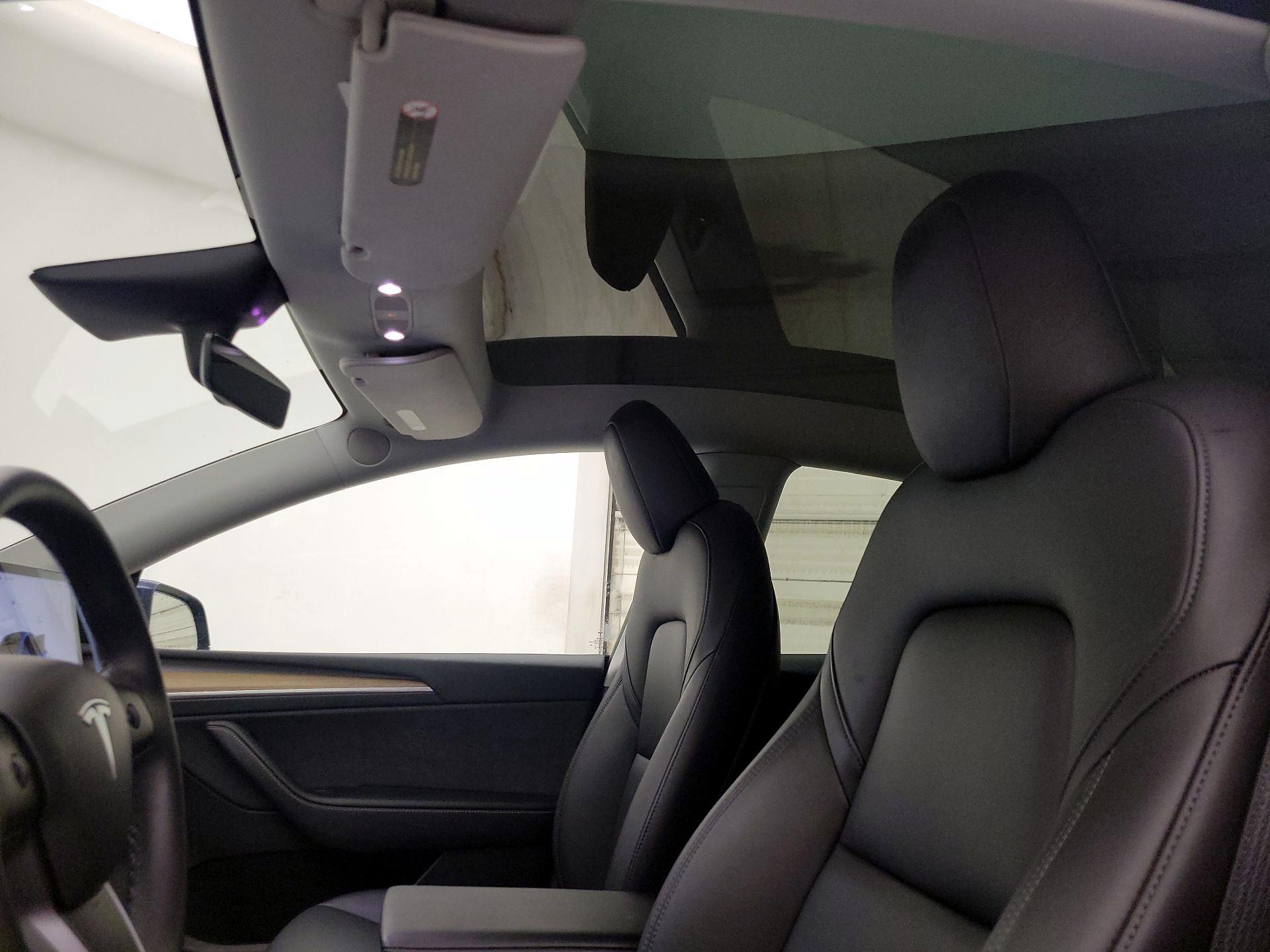 Thumbnail: 2023 Tesla Model Y - 17