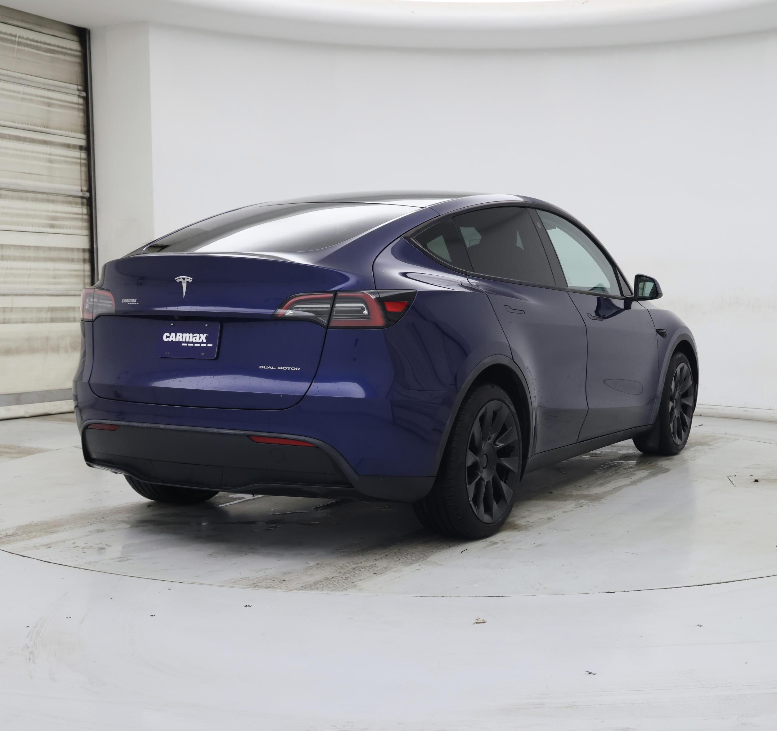 Thumbnail: 2023 Tesla Model Y - 8