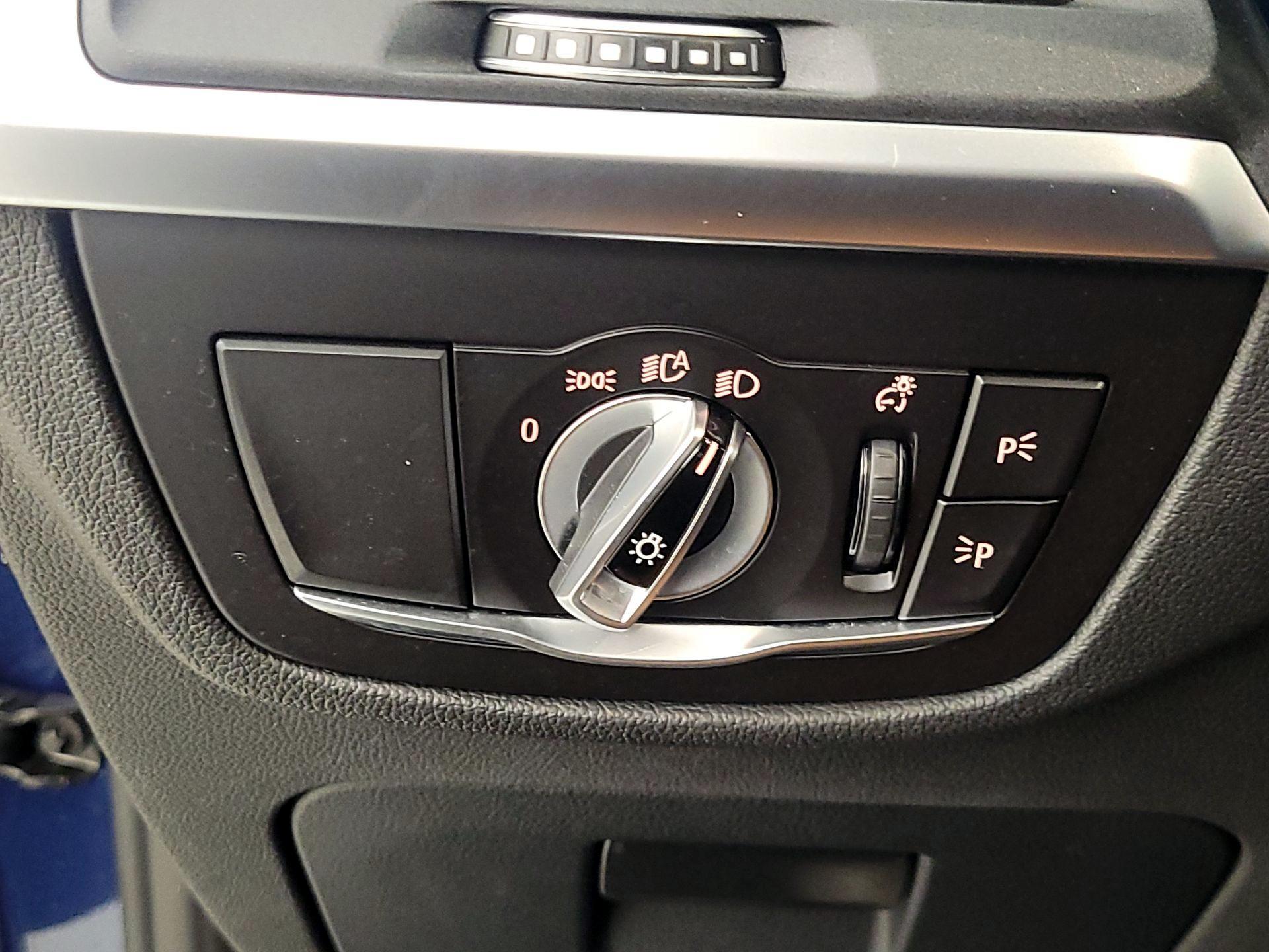 Thumbnail: 2023 BMW X3 - 13