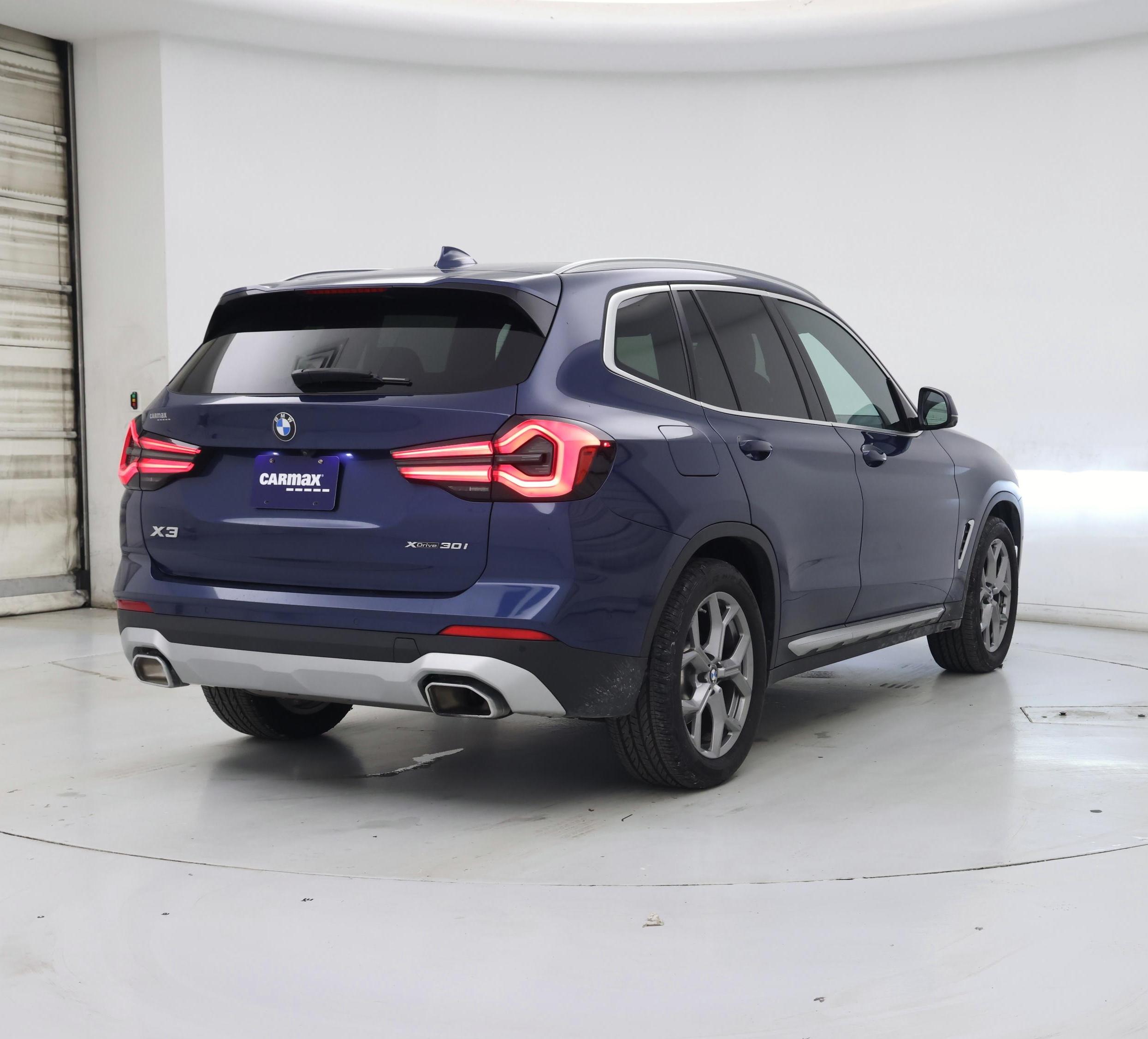 Thumbnail: 2023 BMW X3 - 8