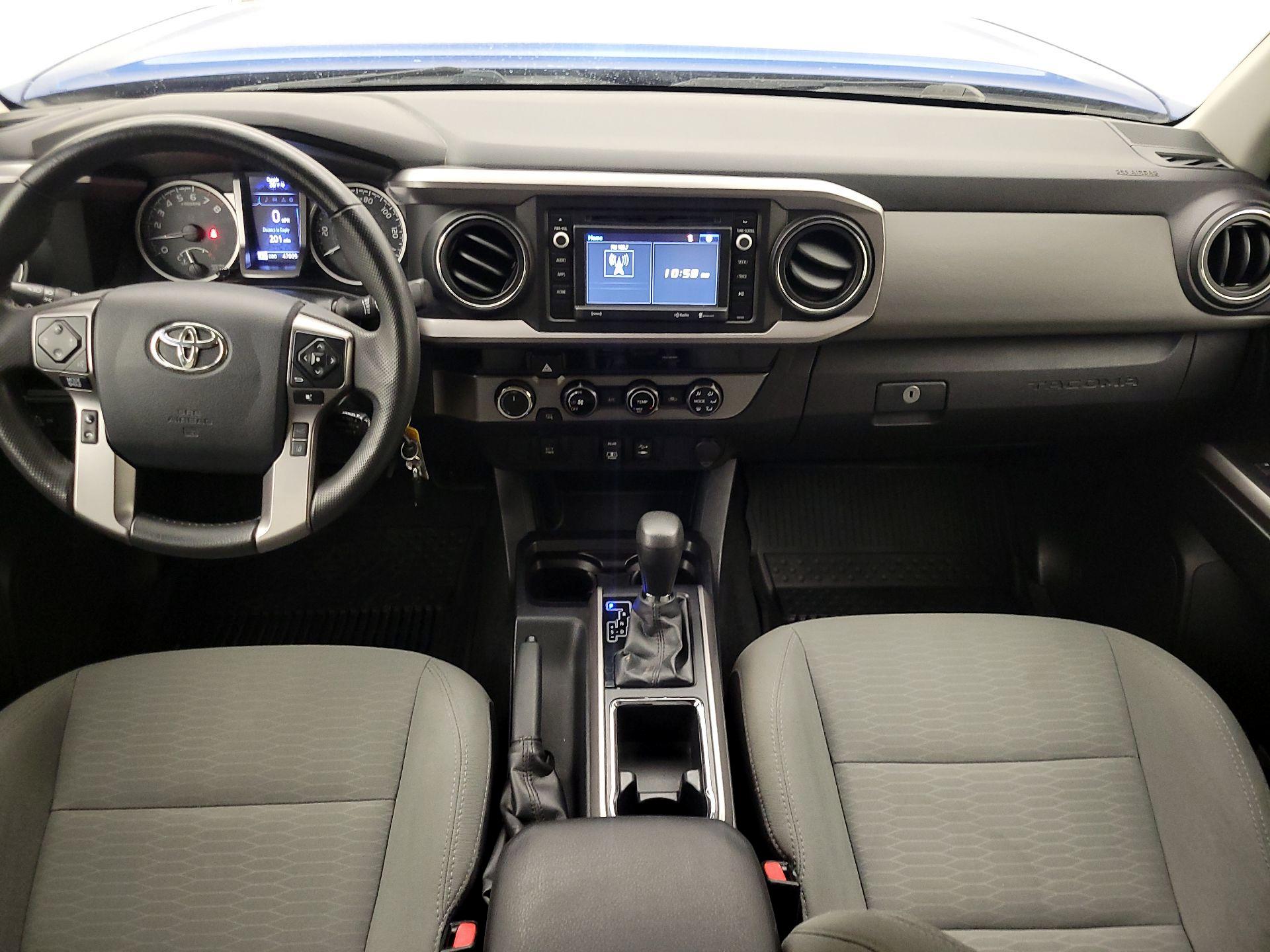 Thumbnail: 2018 Toyota Tacoma - 9