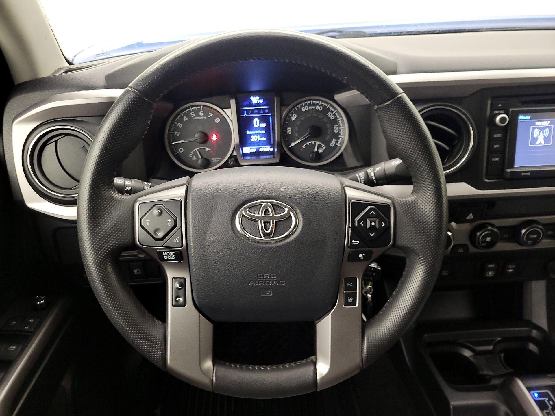 Thumbnail: 2018 Toyota Tacoma - 10