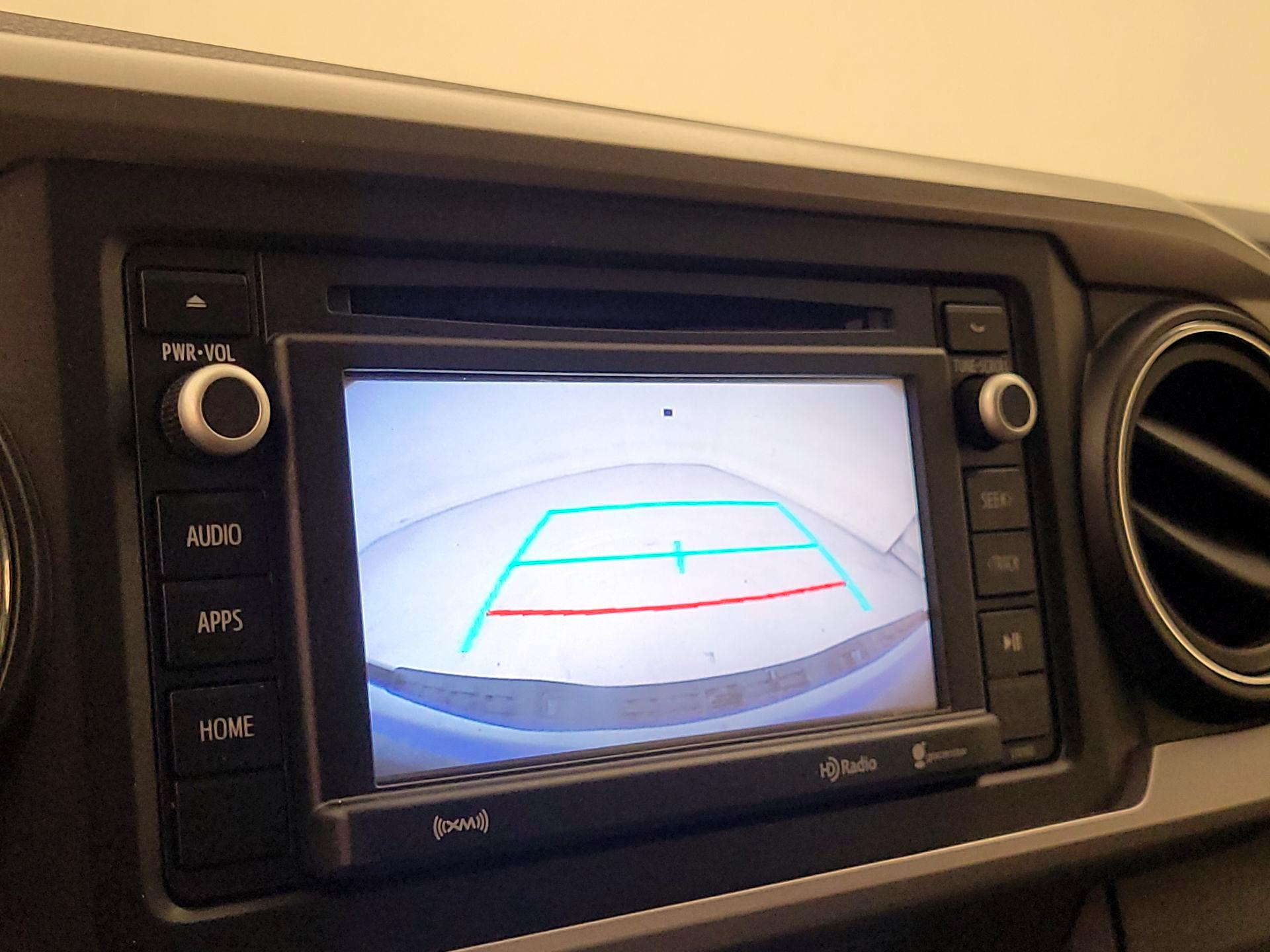 Thumbnail: 2018 Toyota Tacoma - 14