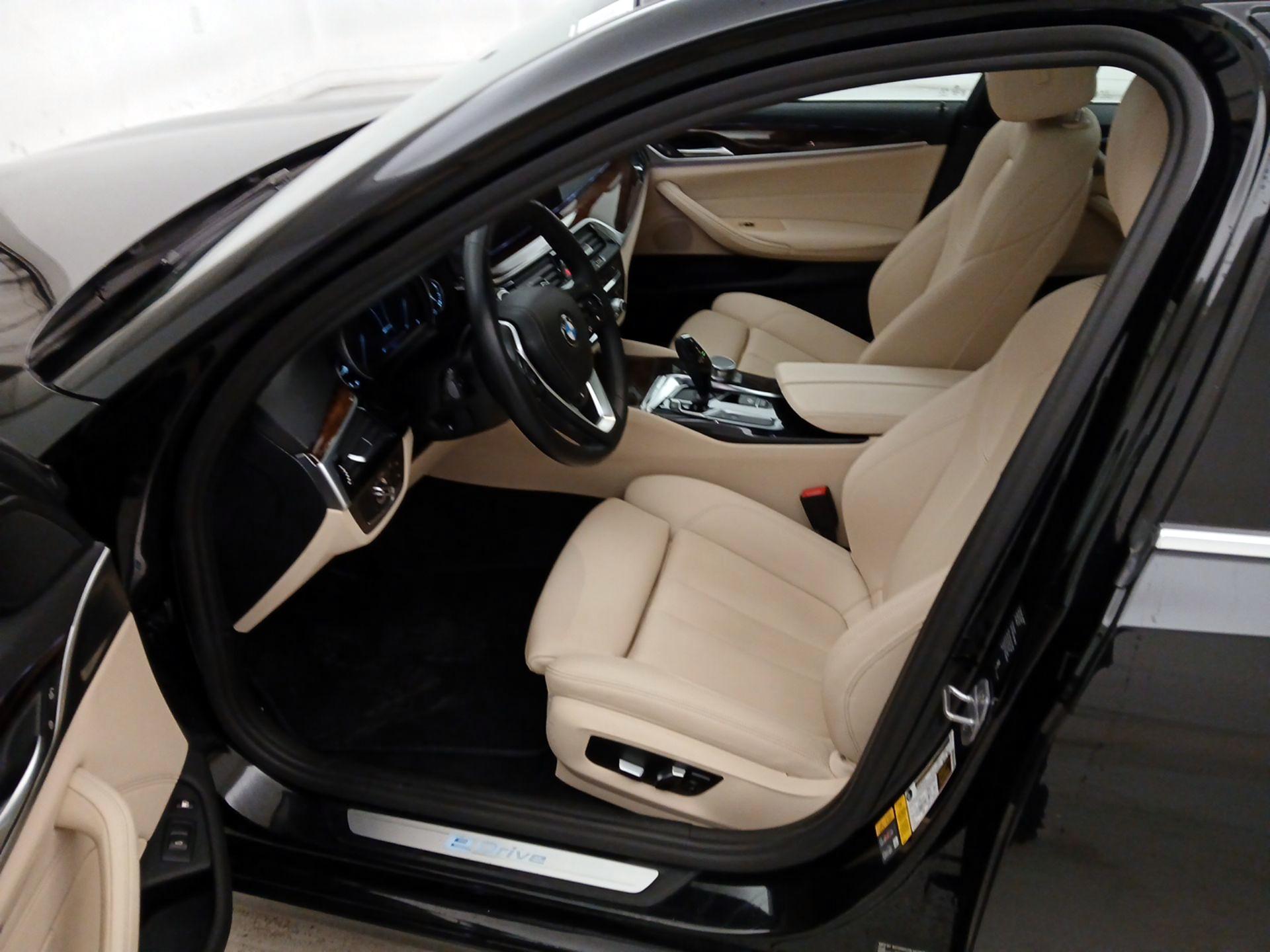 Thumbnail: 2019 BMW 5 Series - 11