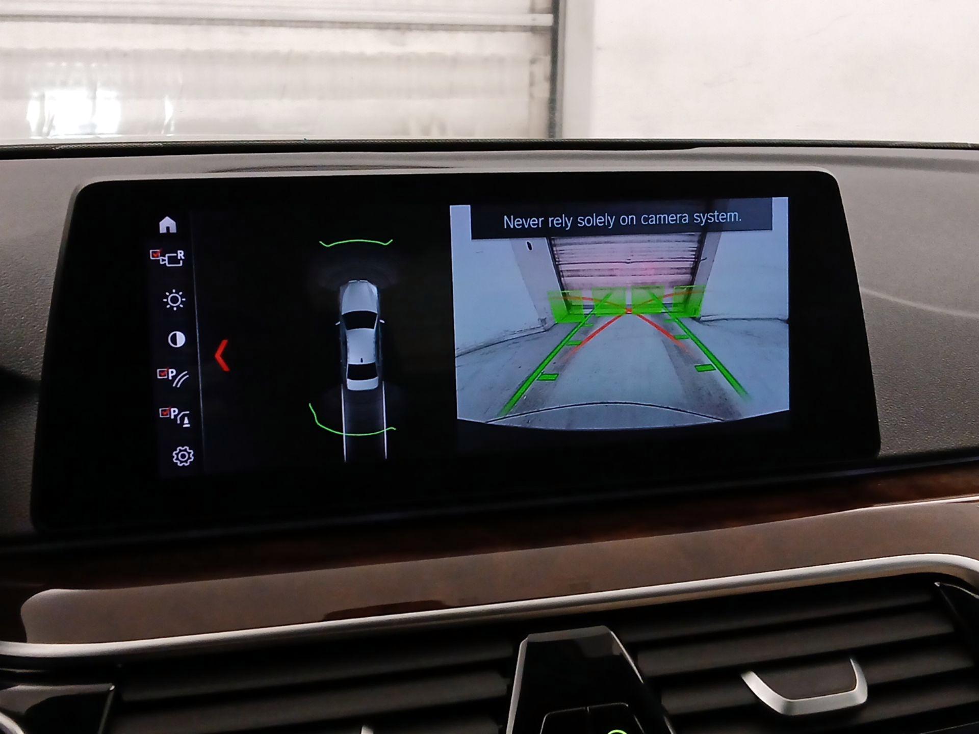 Thumbnail: 2019 BMW 5 Series - 14