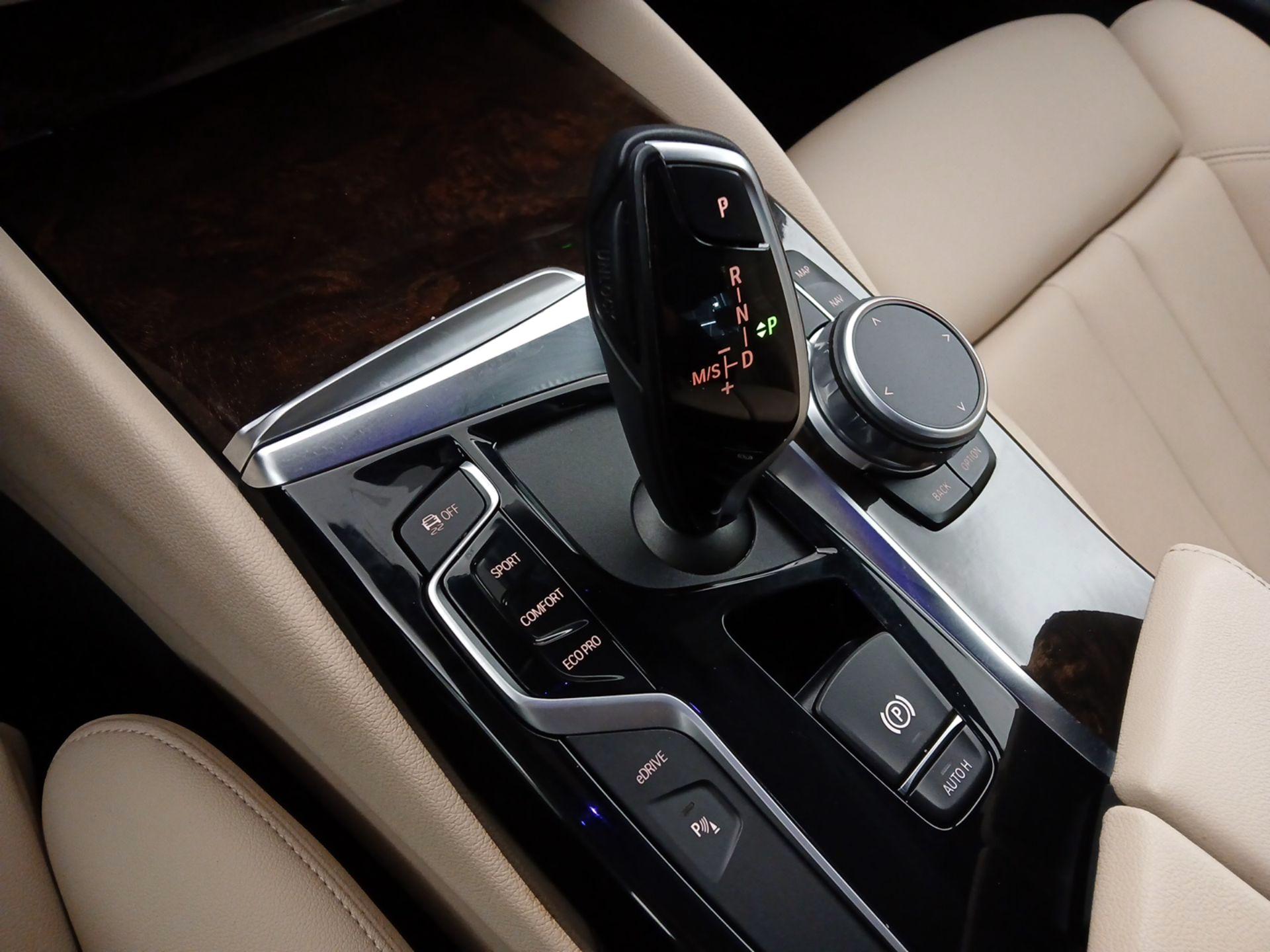 Thumbnail: 2019 BMW 5 Series - 17