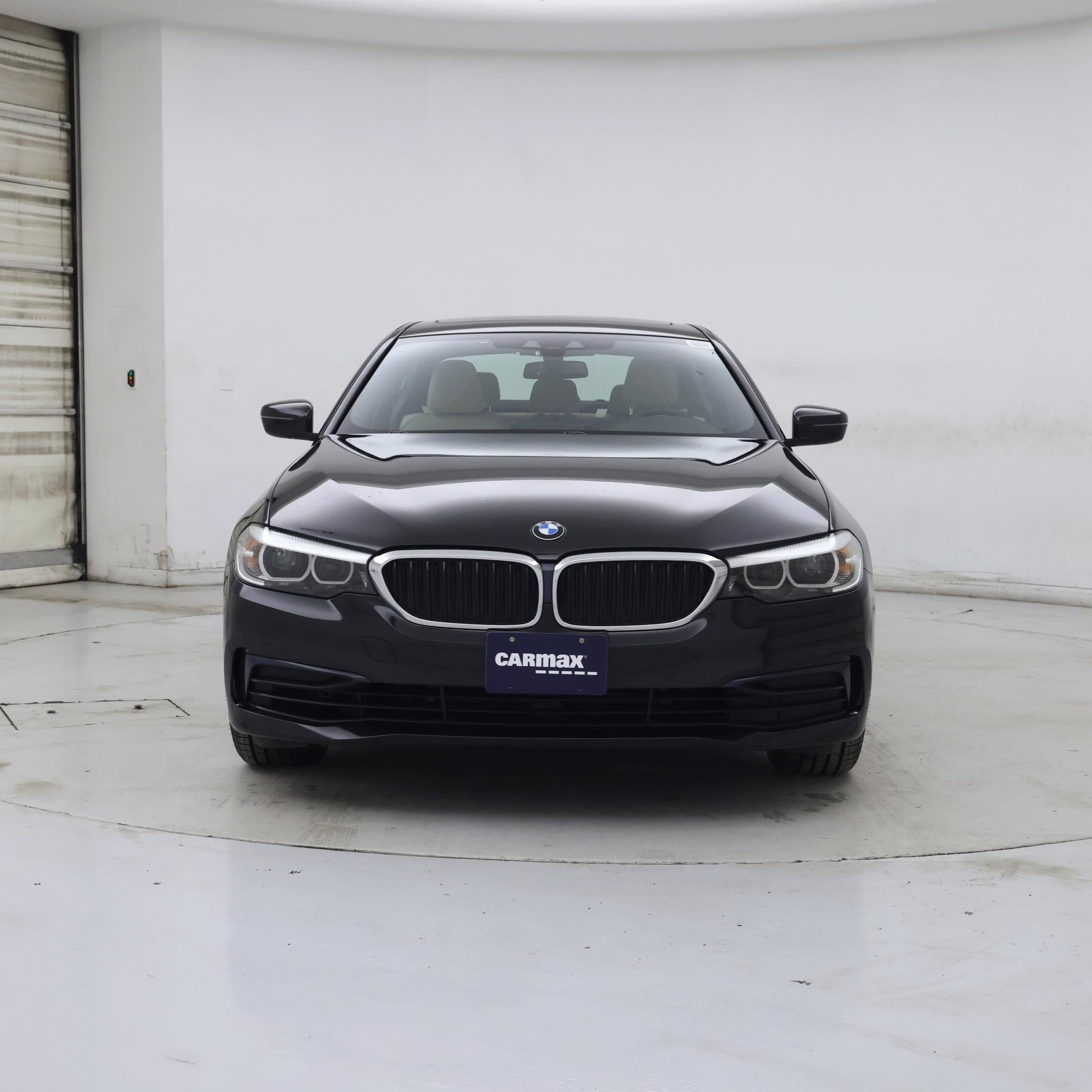 Thumbnail: 2019 BMW 5 Series - 5
