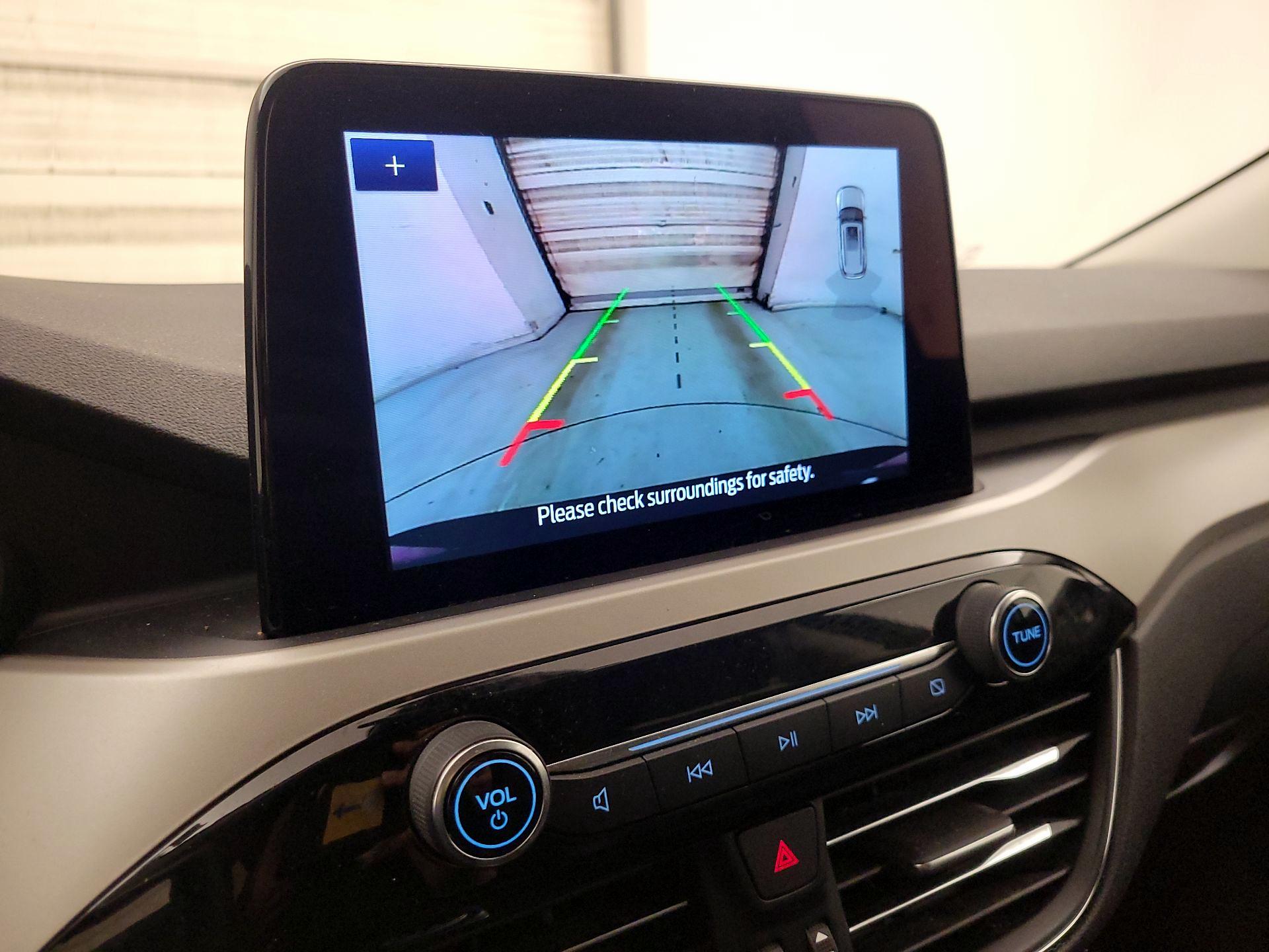 Thumbnail: 2022 Ford Escape - 15