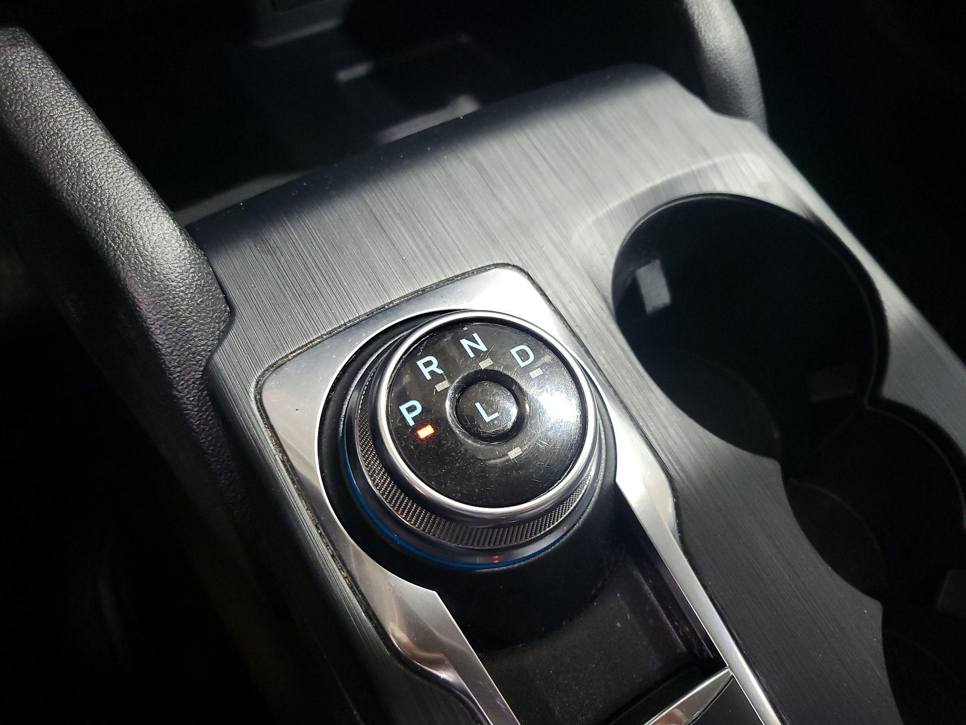 Thumbnail: 2022 Ford Escape - 18