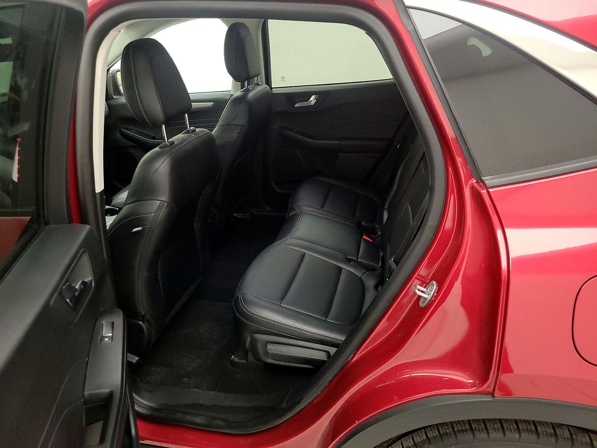 Thumbnail: 2022 Ford Escape - 20