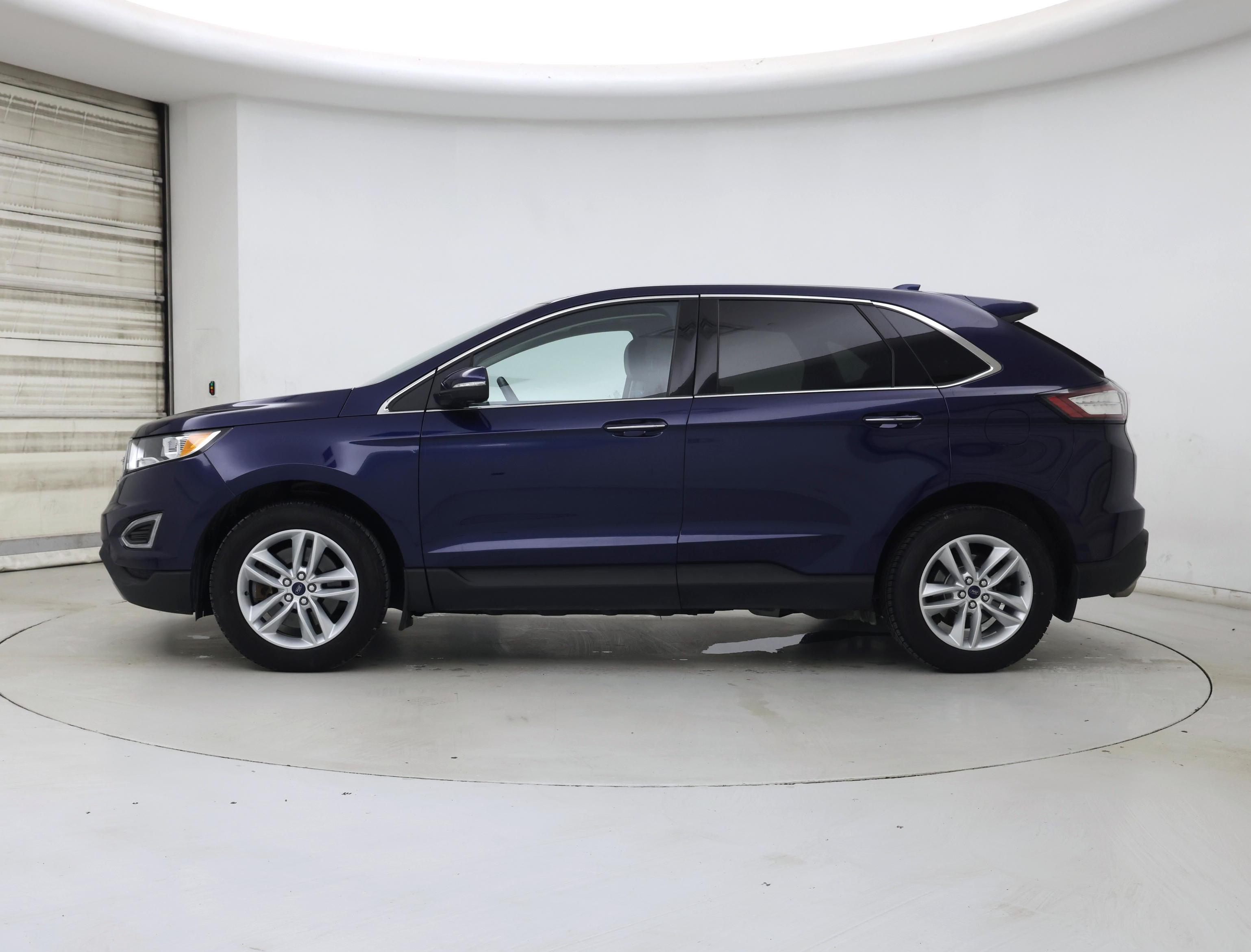 Thumbnail: 2016 Ford Edge - 3