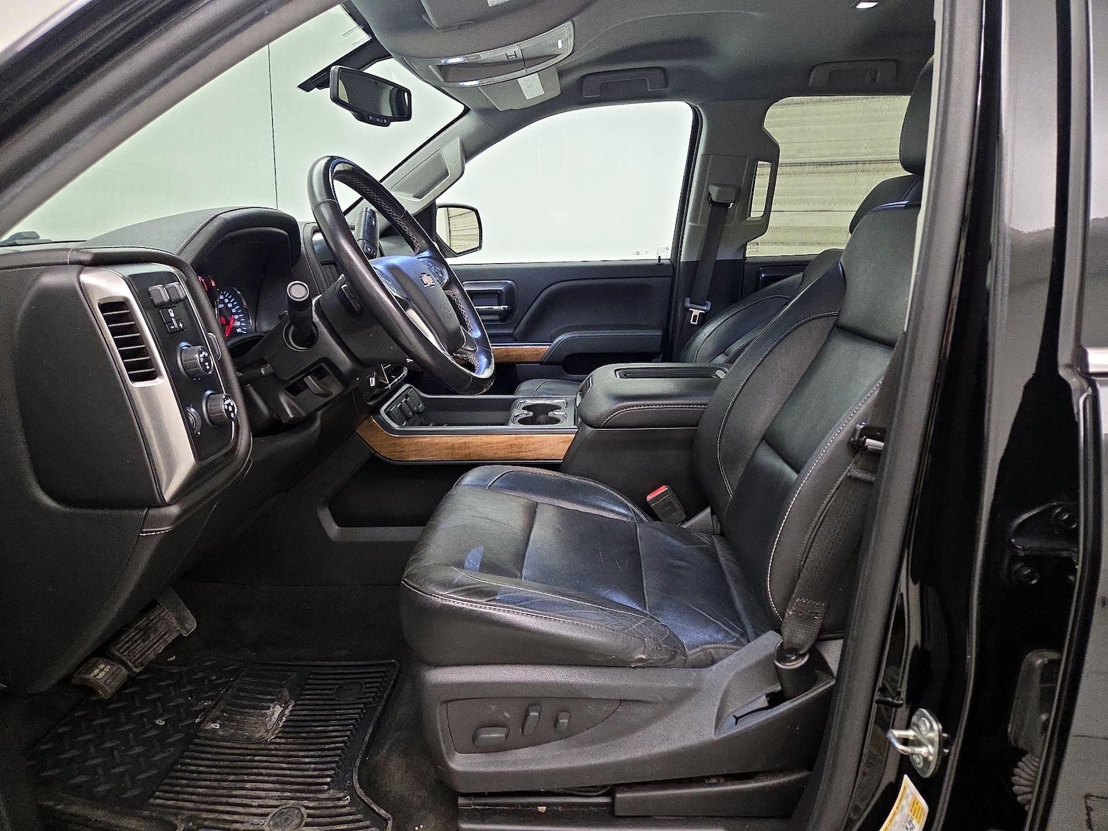 2018 Chevrolet Silverado 1500 LTZ - Photo 12