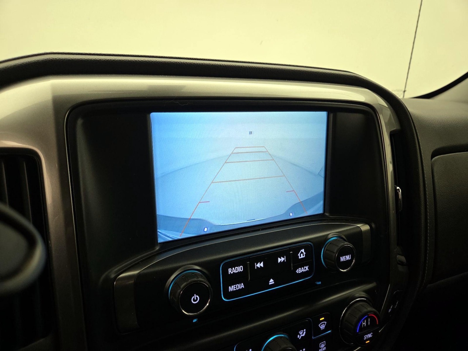 2018 Chevrolet Silverado 1500 LTZ - Photo 16