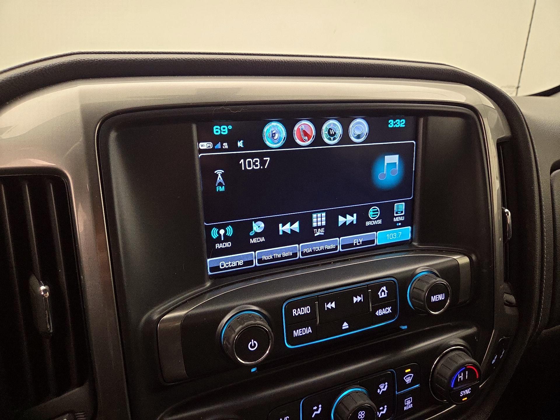 Thumbnail: 2018 Chevrolet Silverado 1500 - 16