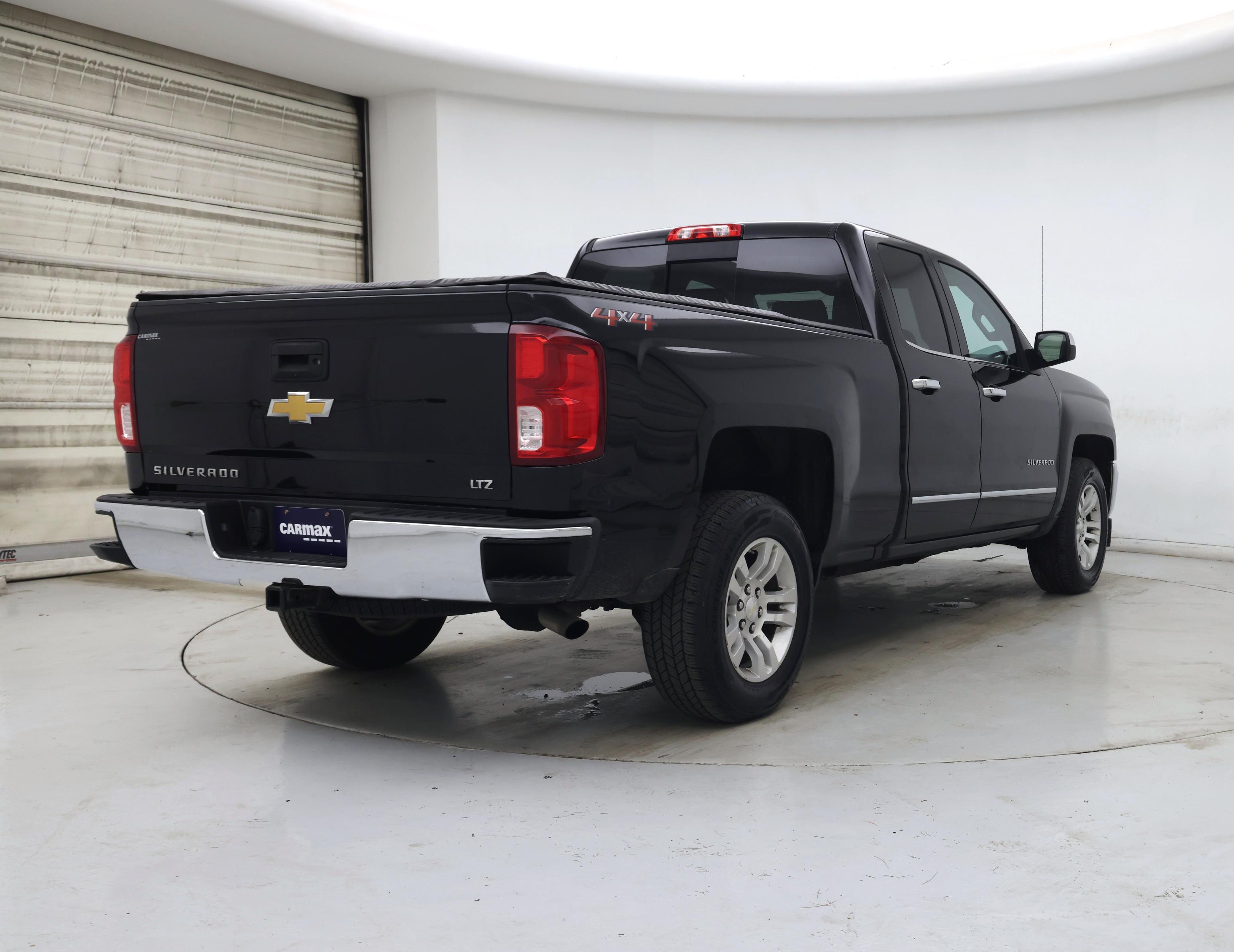 Thumbnail: 2018 Chevrolet Silverado 1500 - 8