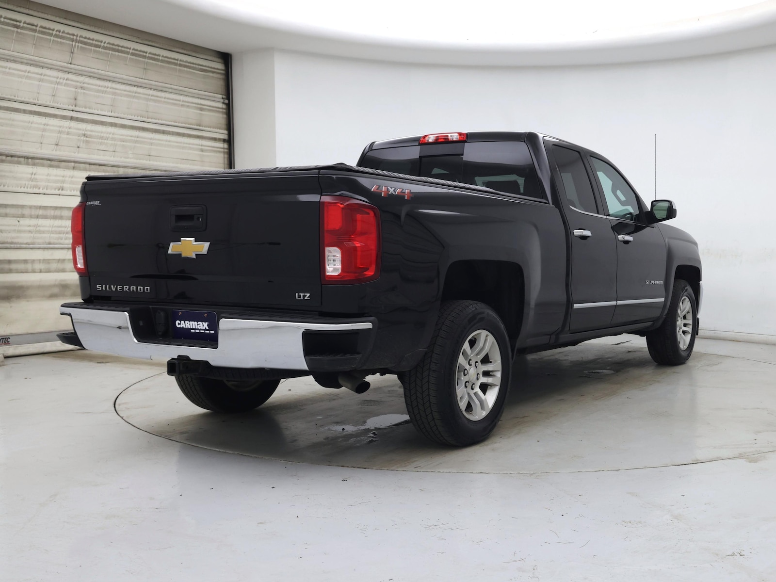 2018 Chevrolet Silverado 1500 LTZ - Photo 9