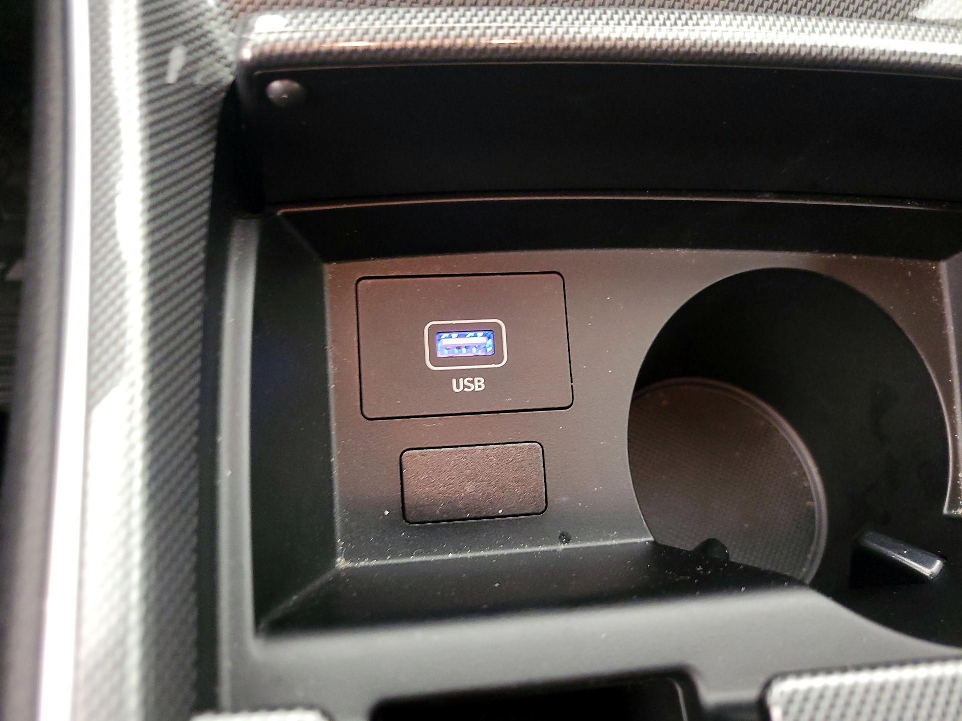 Thumbnail: 2023 Hyundai Santa Fe - 18