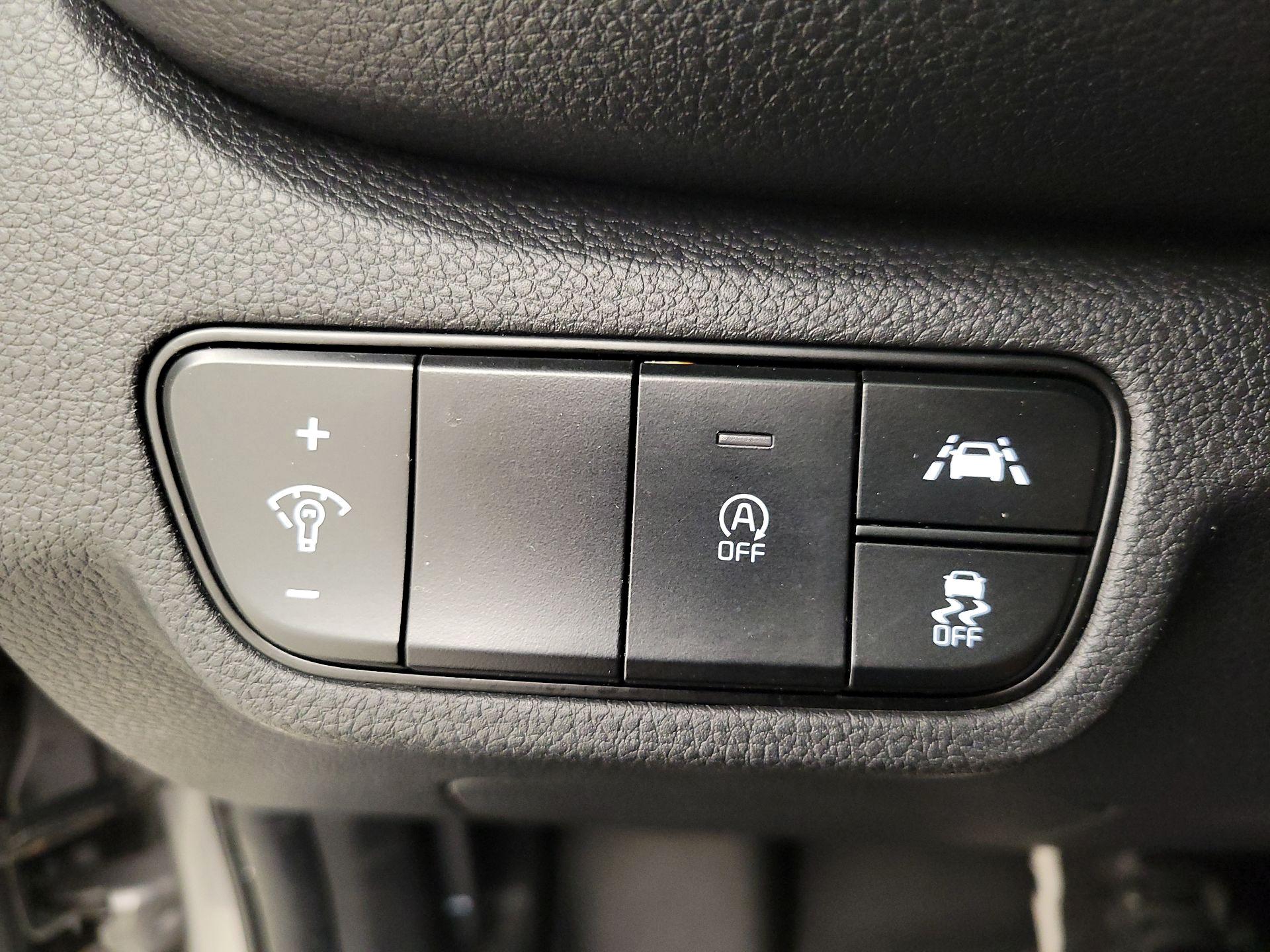 Thumbnail: 2021 Kia Seltos - 13