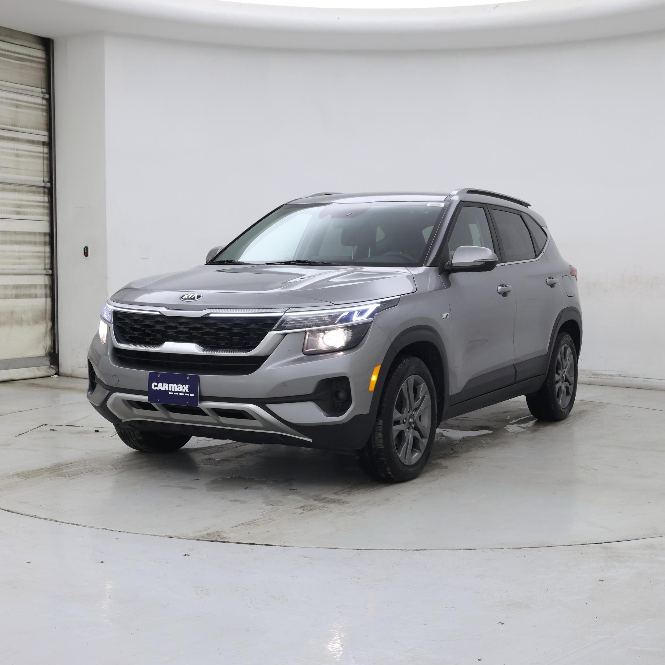 Thumbnail: 2021 Kia Seltos - 4