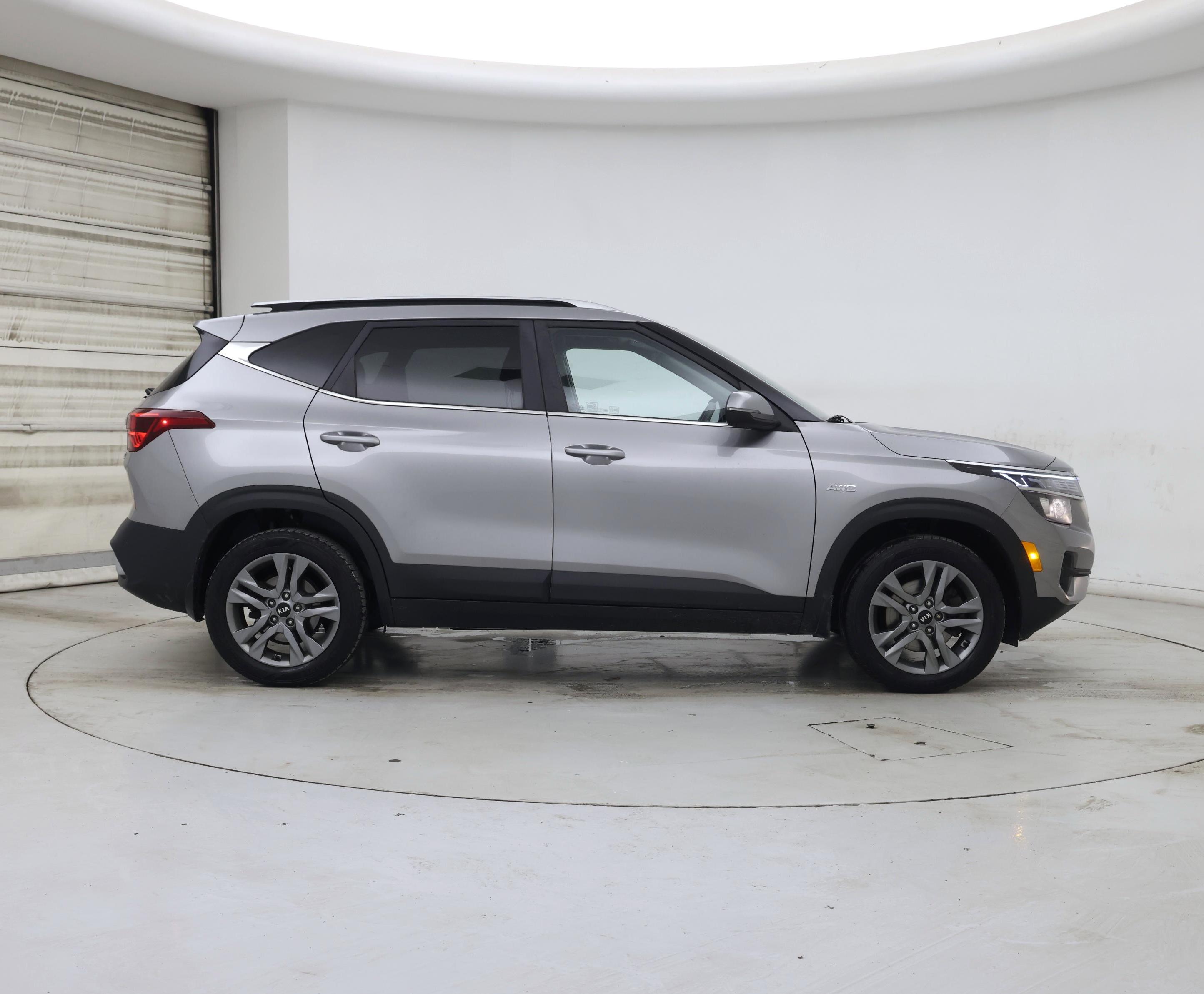 Thumbnail: 2021 Kia Seltos - 7