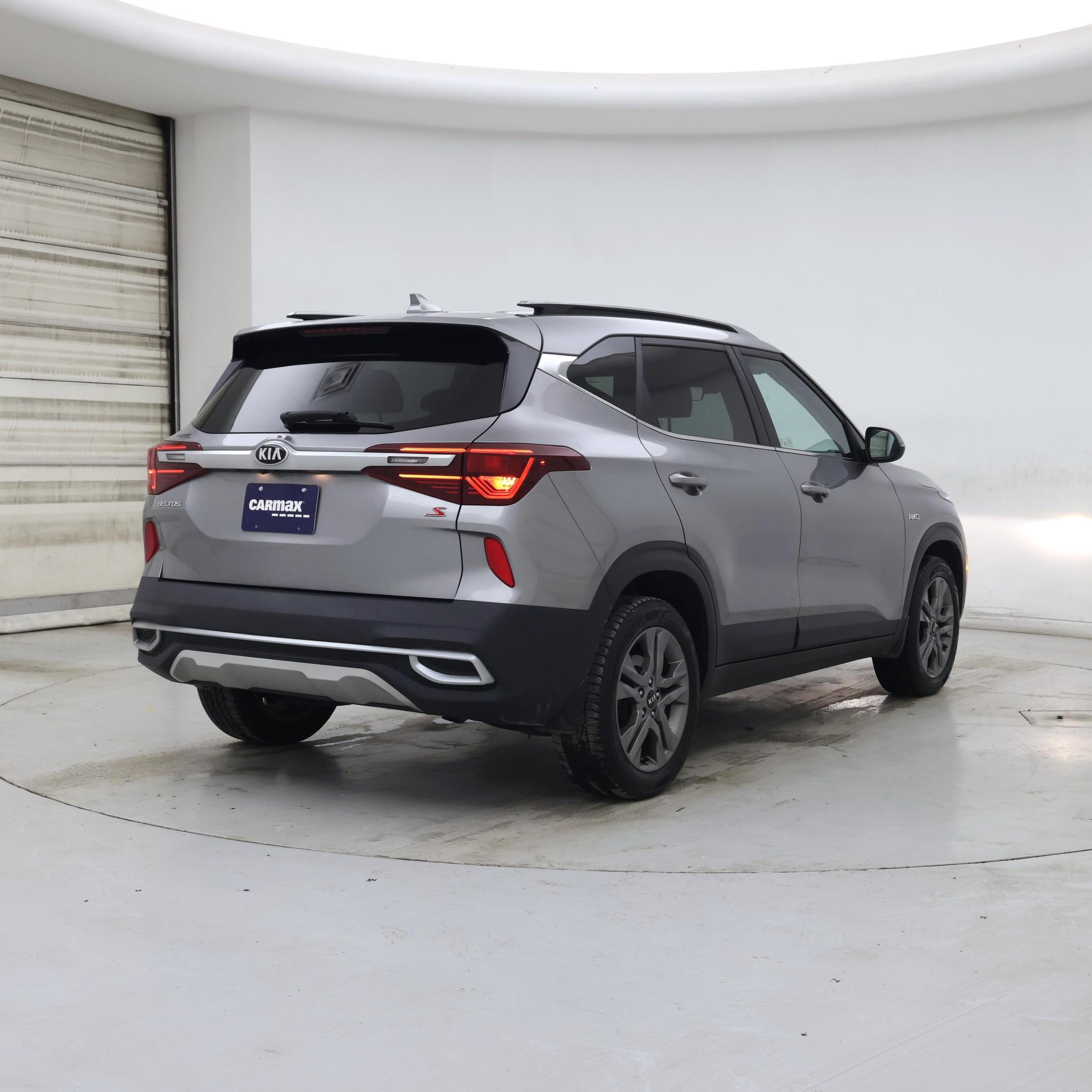 Thumbnail: 2021 Kia Seltos - 8