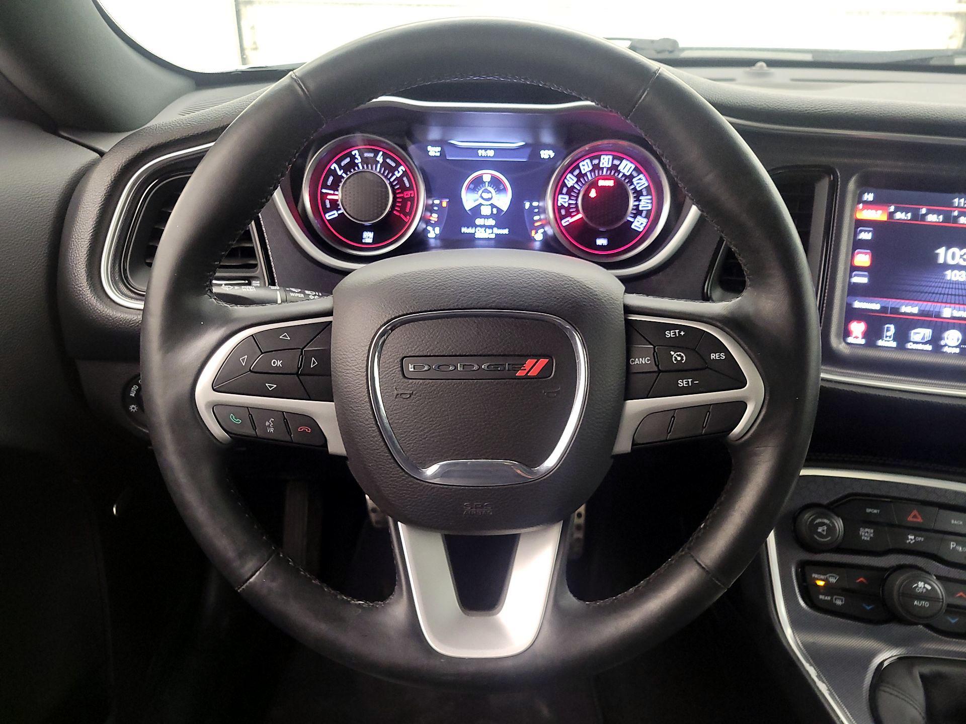 Thumbnail: 2015 Dodge Challenger - 10