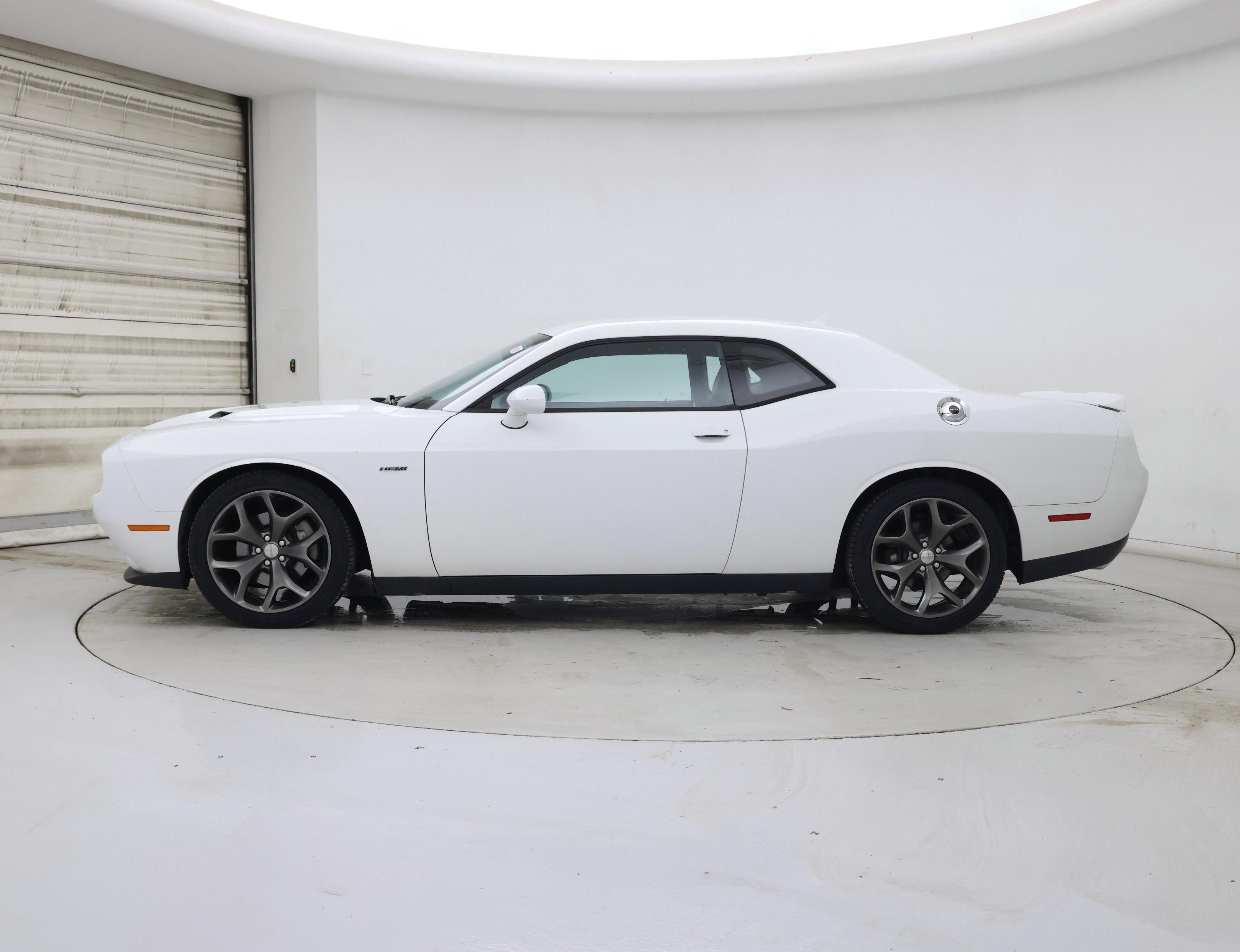 Thumbnail: 2015 Dodge Challenger - 3