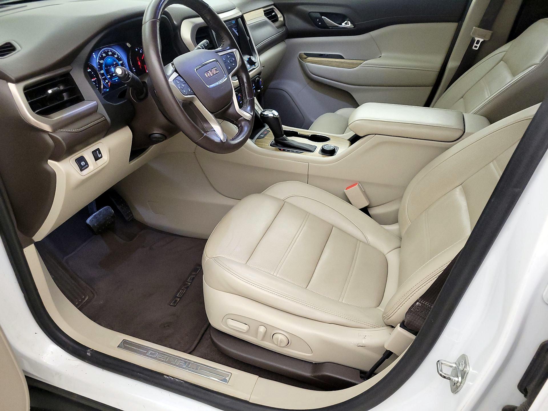 Thumbnail: 2019 GMC Acadia - 11