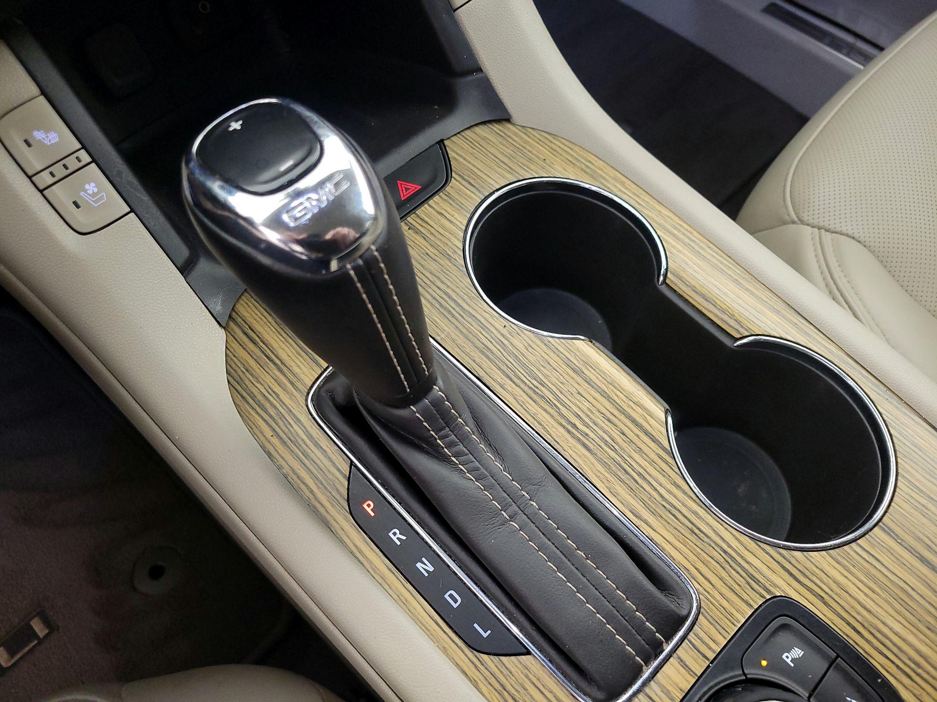 Thumbnail: 2019 GMC Acadia - 18