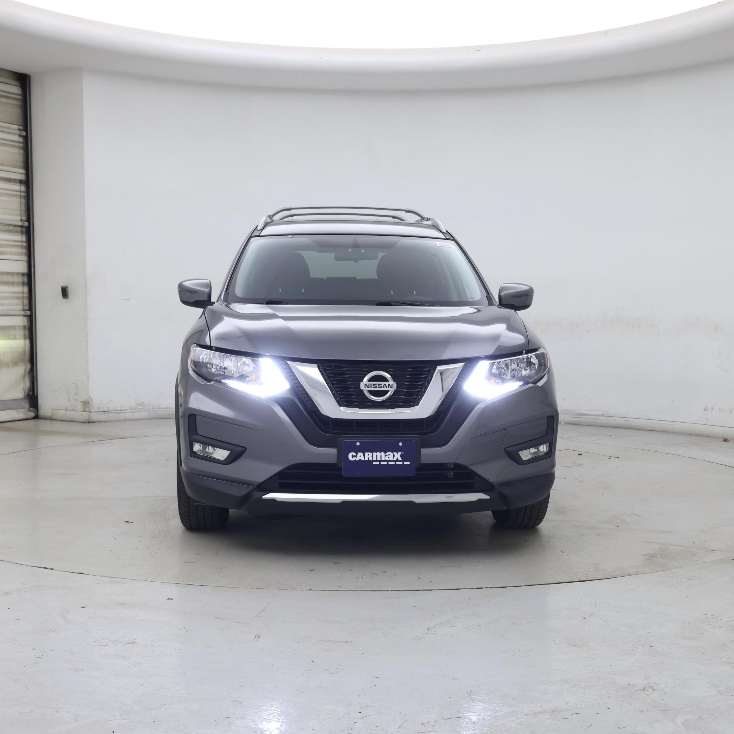 Thumbnail: 2017 Nissan Rogue - 5