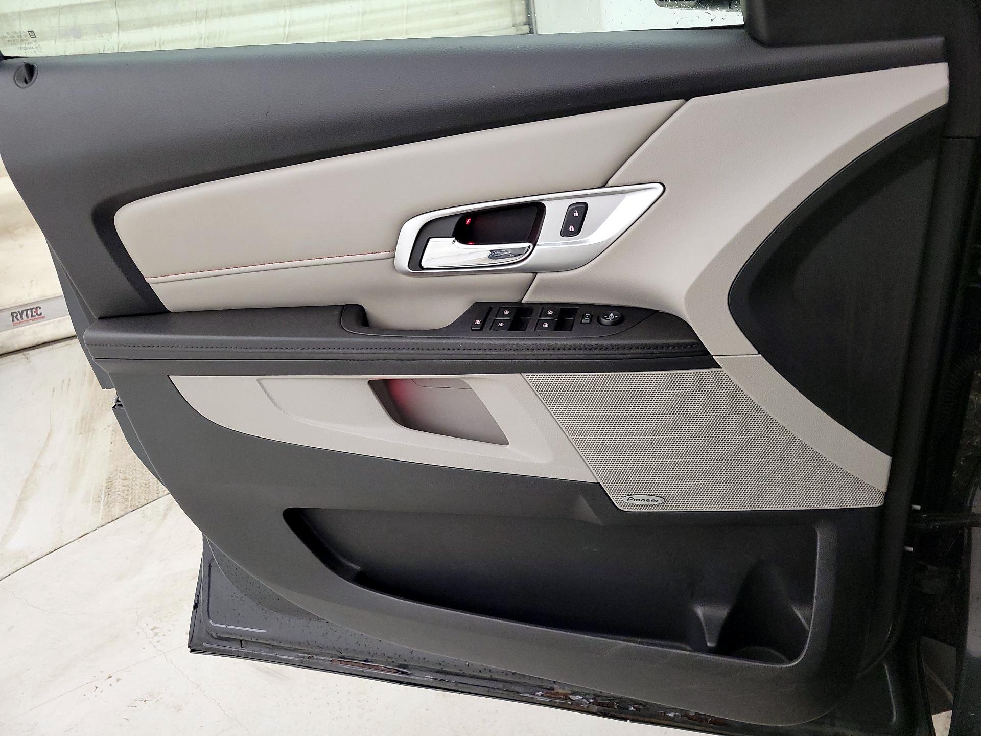 Thumbnail: 2017 GMC Terrain - 12