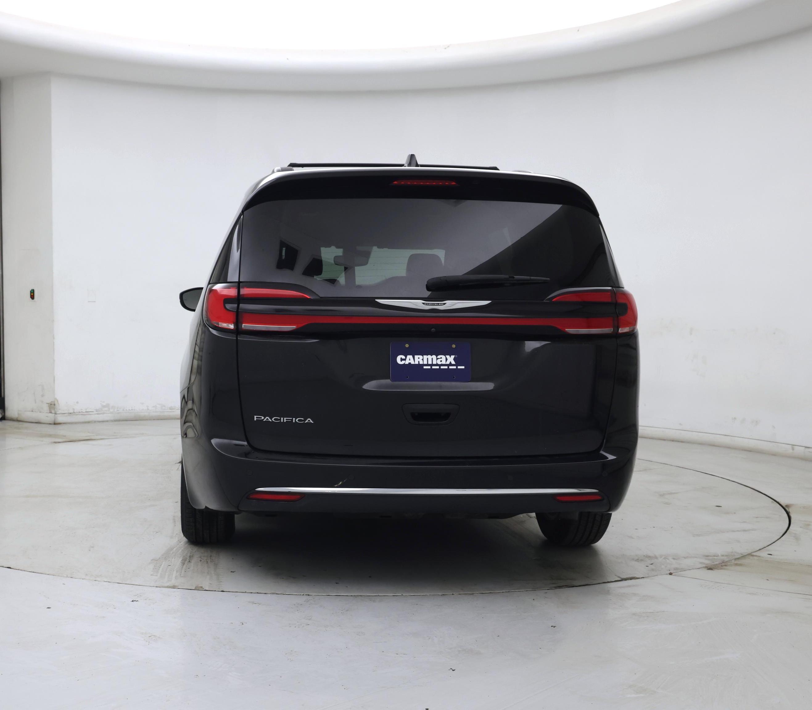 Thumbnail: 2022 Chrysler Pacifica - 6
