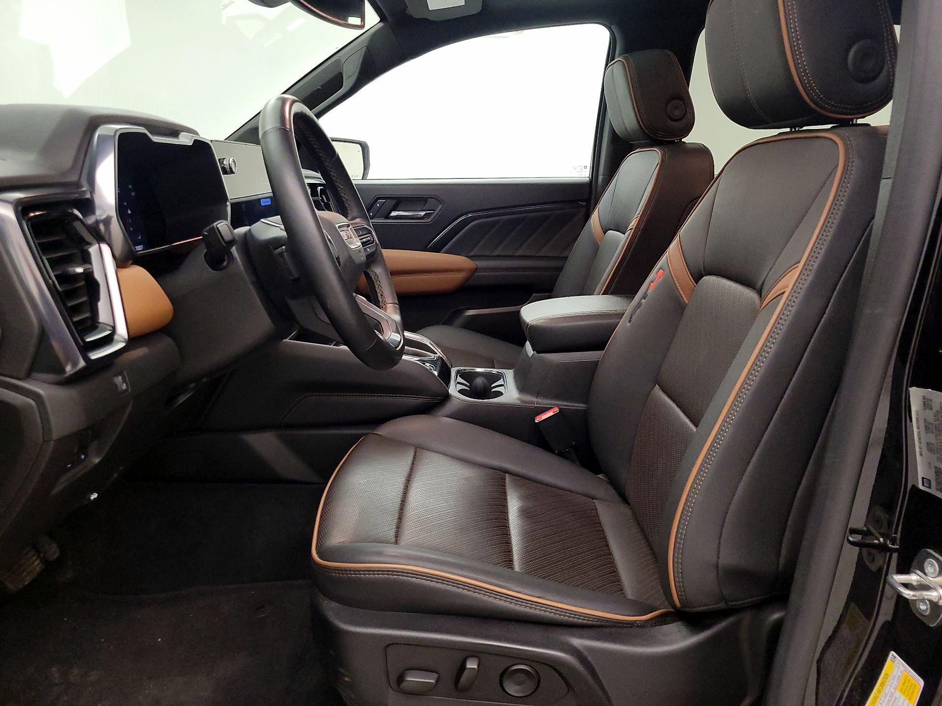 Thumbnail: 2023 GMC Canyon - 11