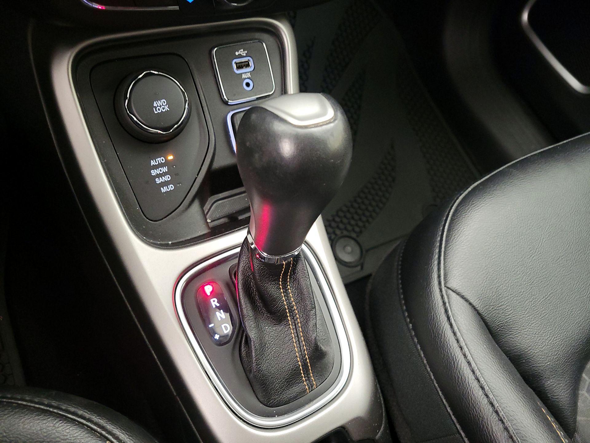 Thumbnail: 2017 Jeep Compass - 17