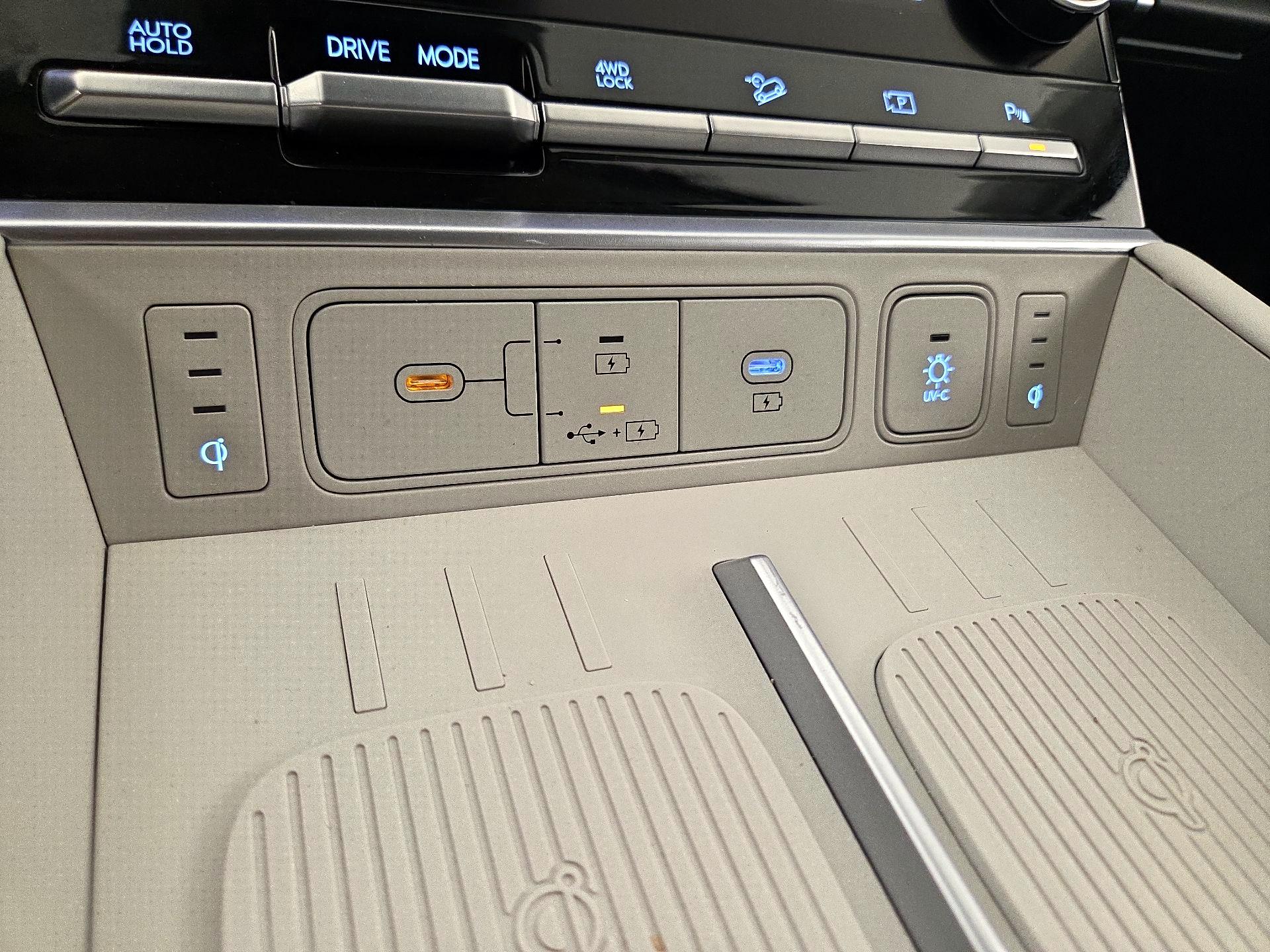 Thumbnail: 2024 Hyundai Santa Fe - 17
