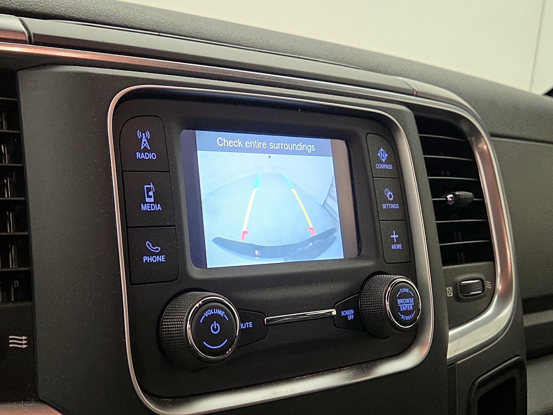 Thumbnail: 2021 RAM 1500 Classic - 14